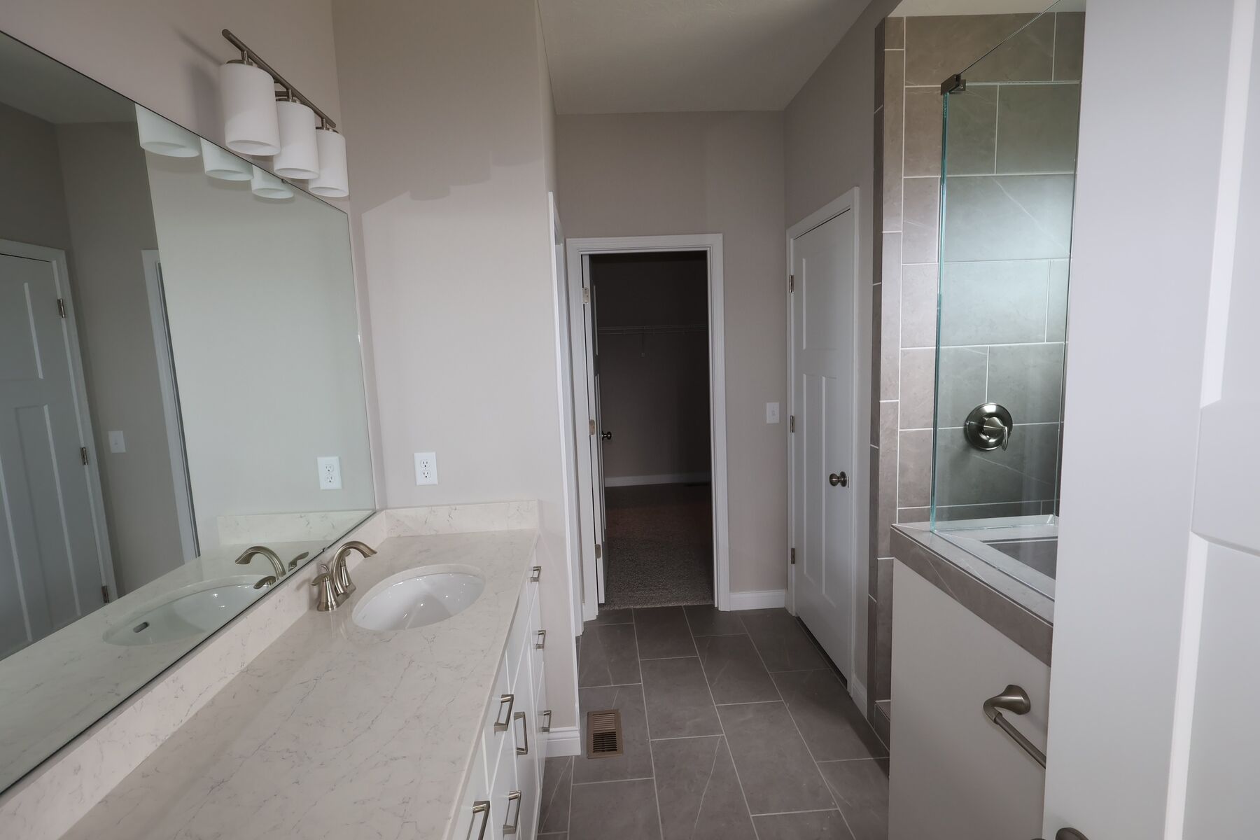 Owner's Bathroom