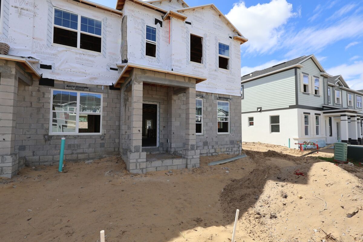 466 Lady Palm Street