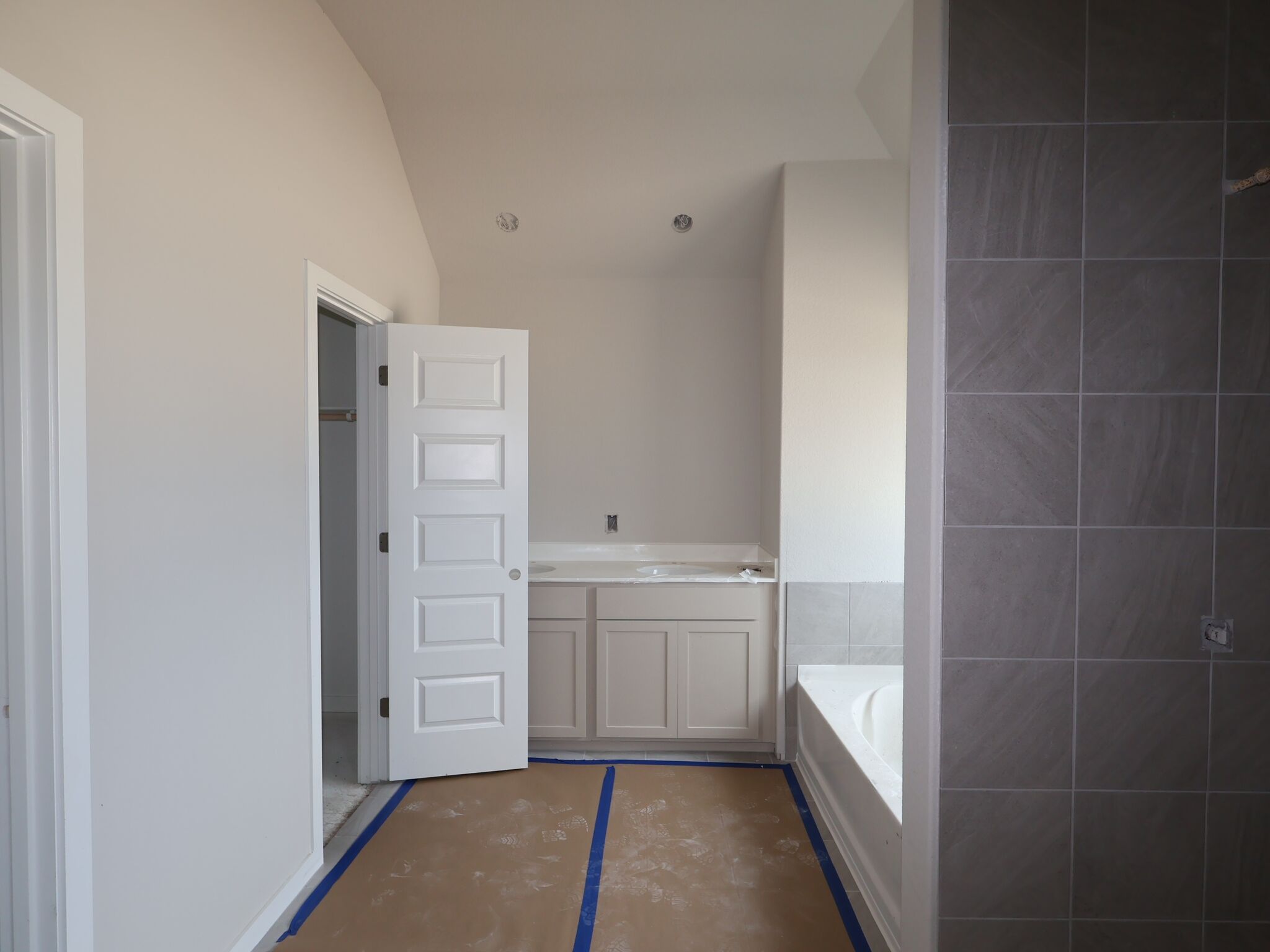Owner's Bathroom