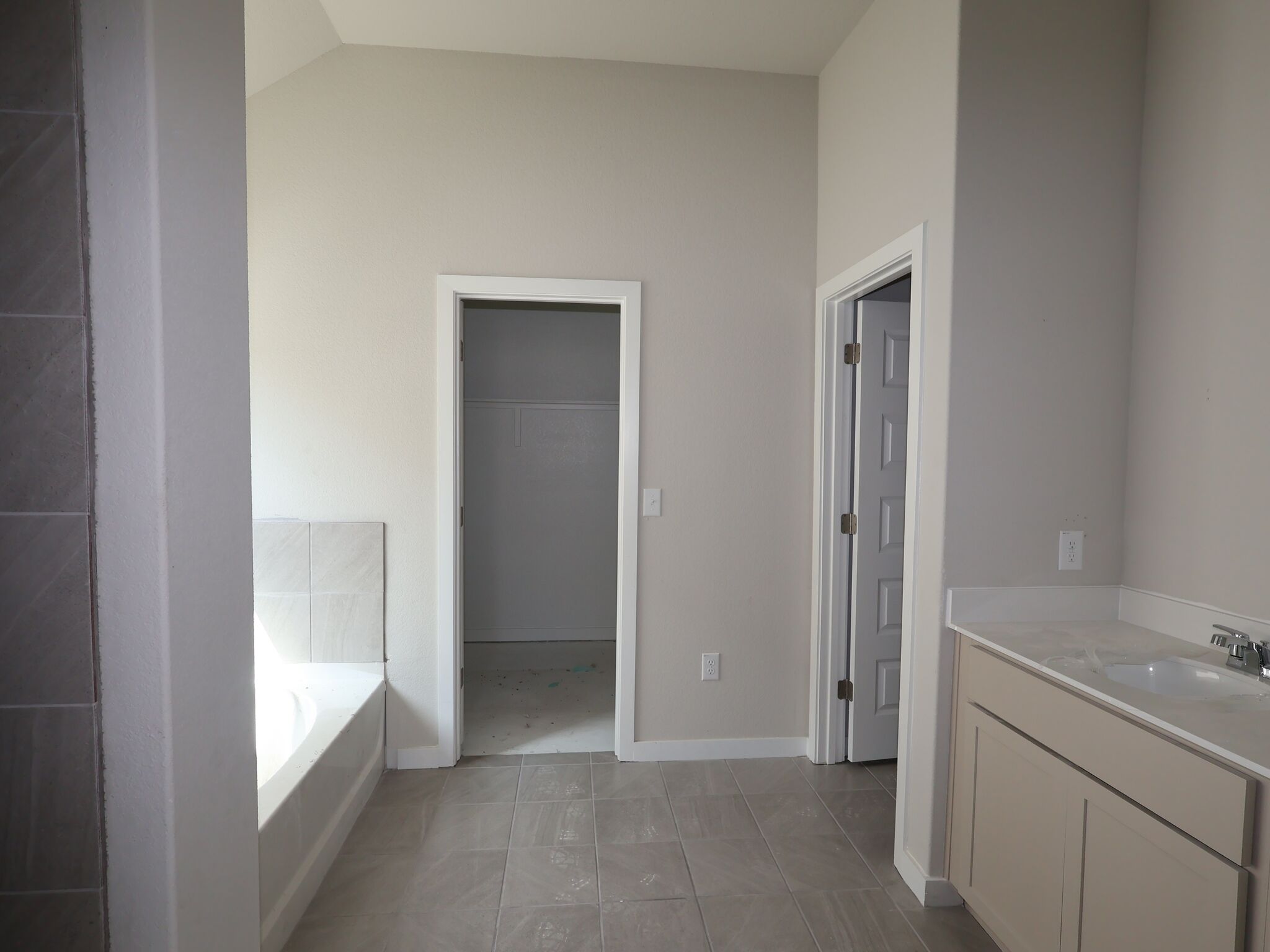 Owner's Bathroom