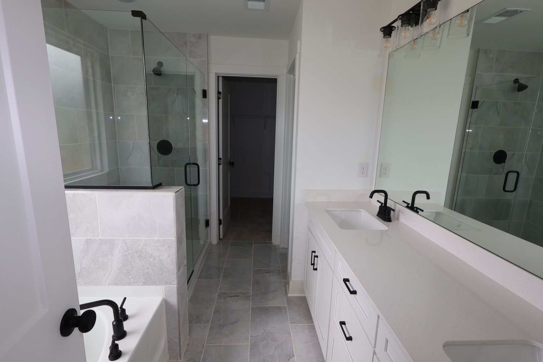 Owner's Bathroom