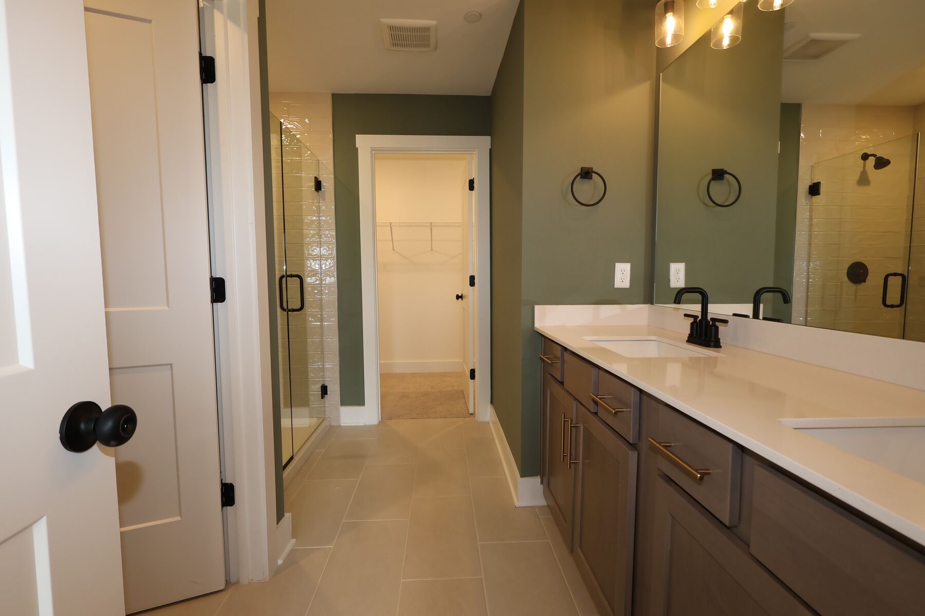 Owner's Bathroom