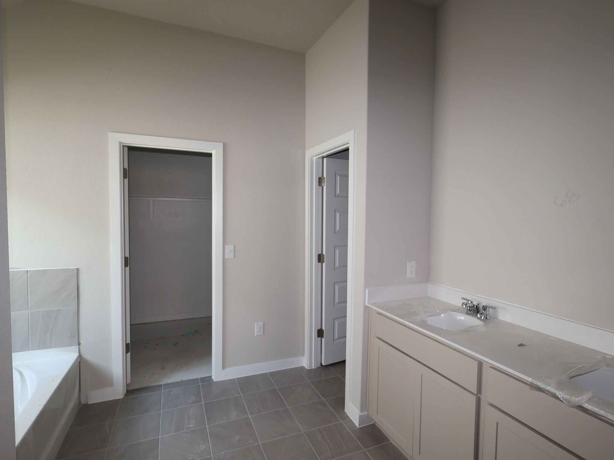 Owner's Bathroom