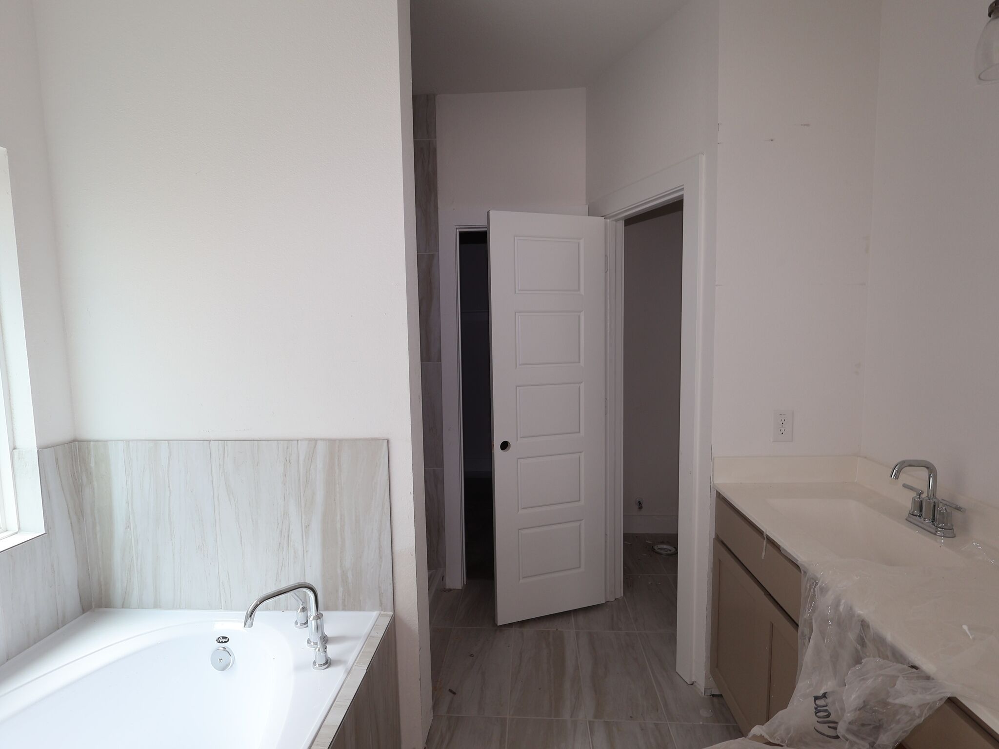 Owner's Bathroom