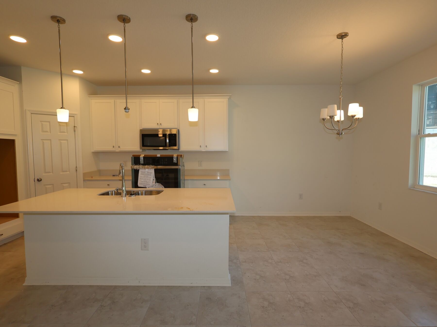Avalon West - foto 5