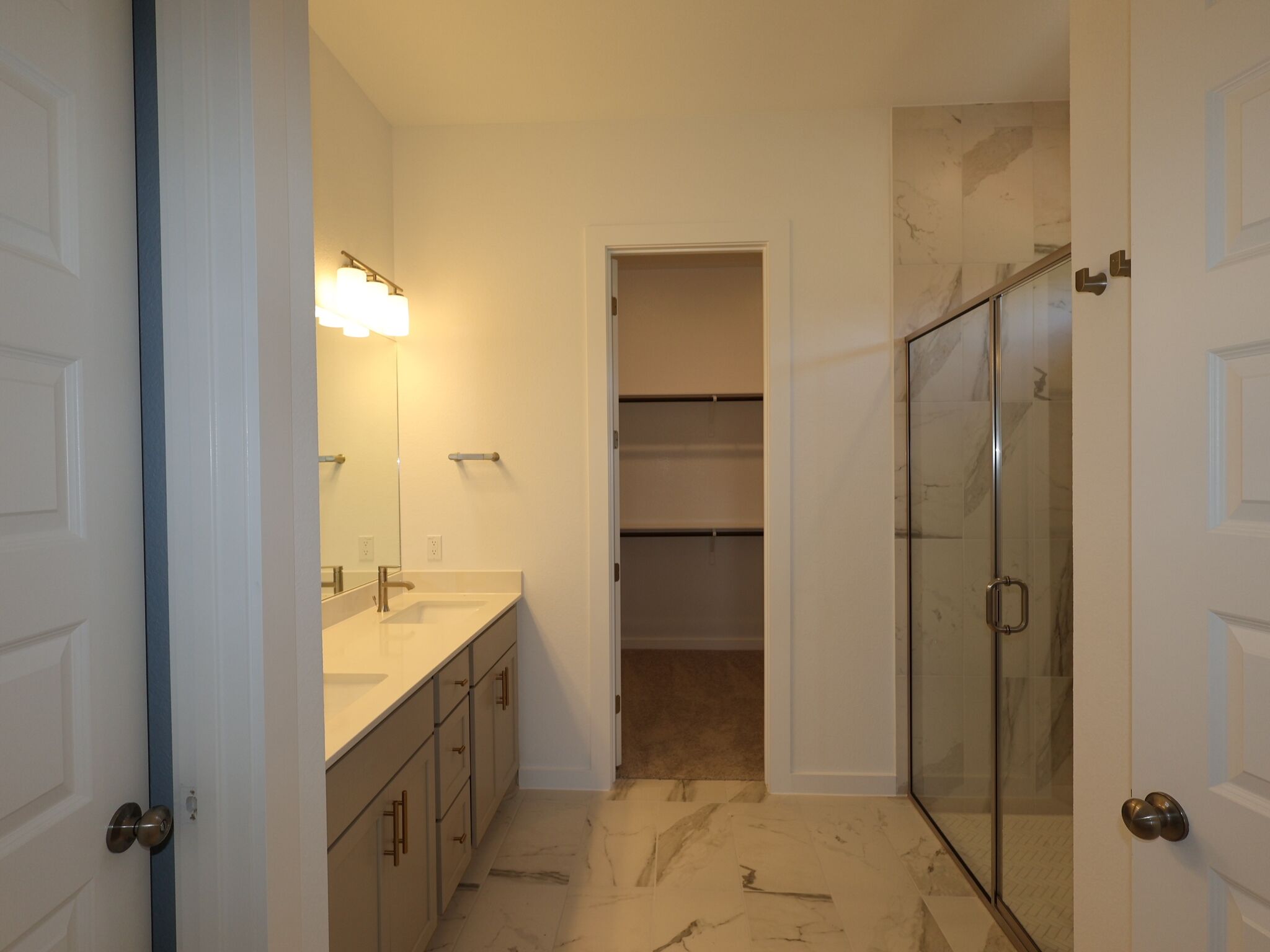 Owner's Bathroom