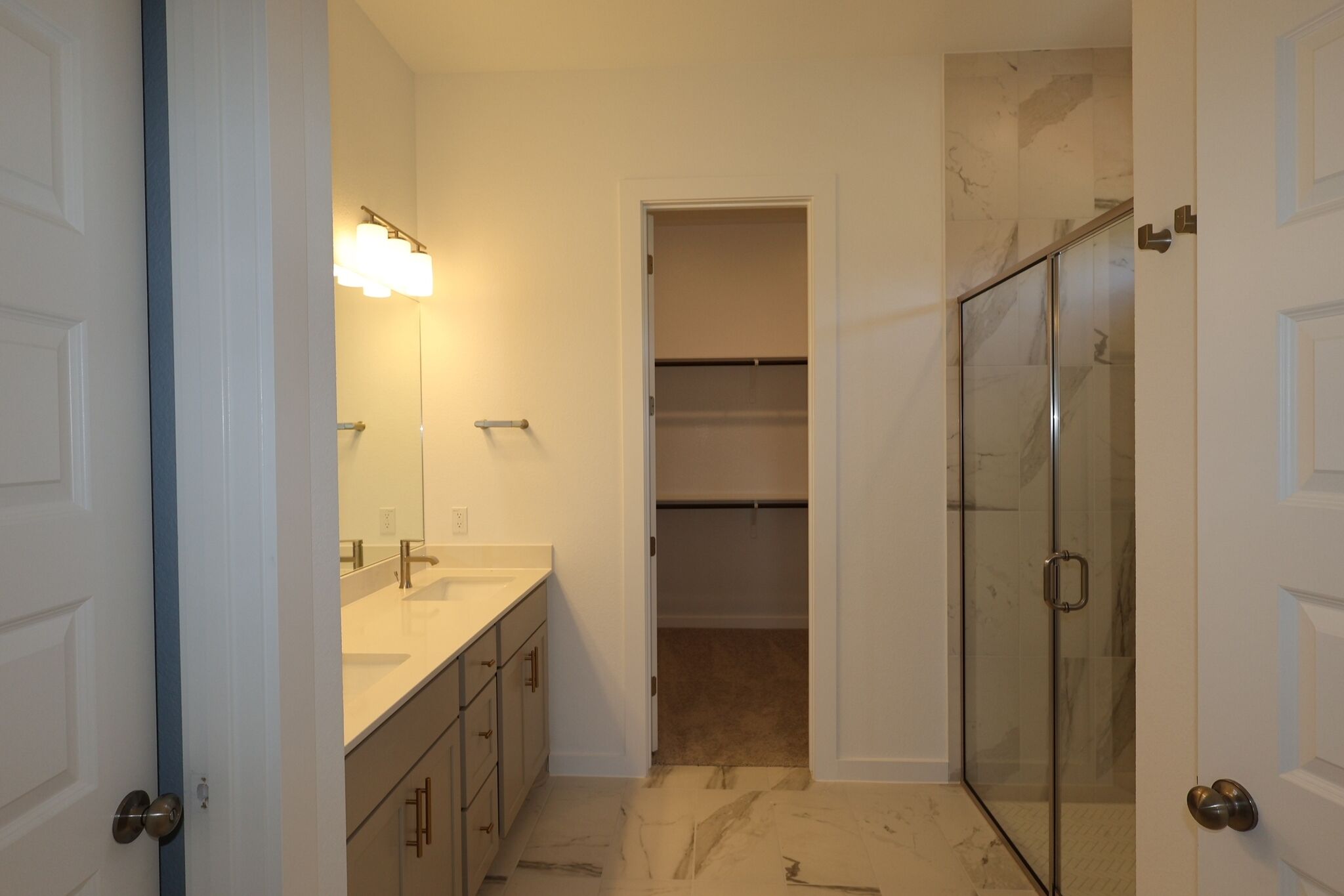Owner's Bathroom