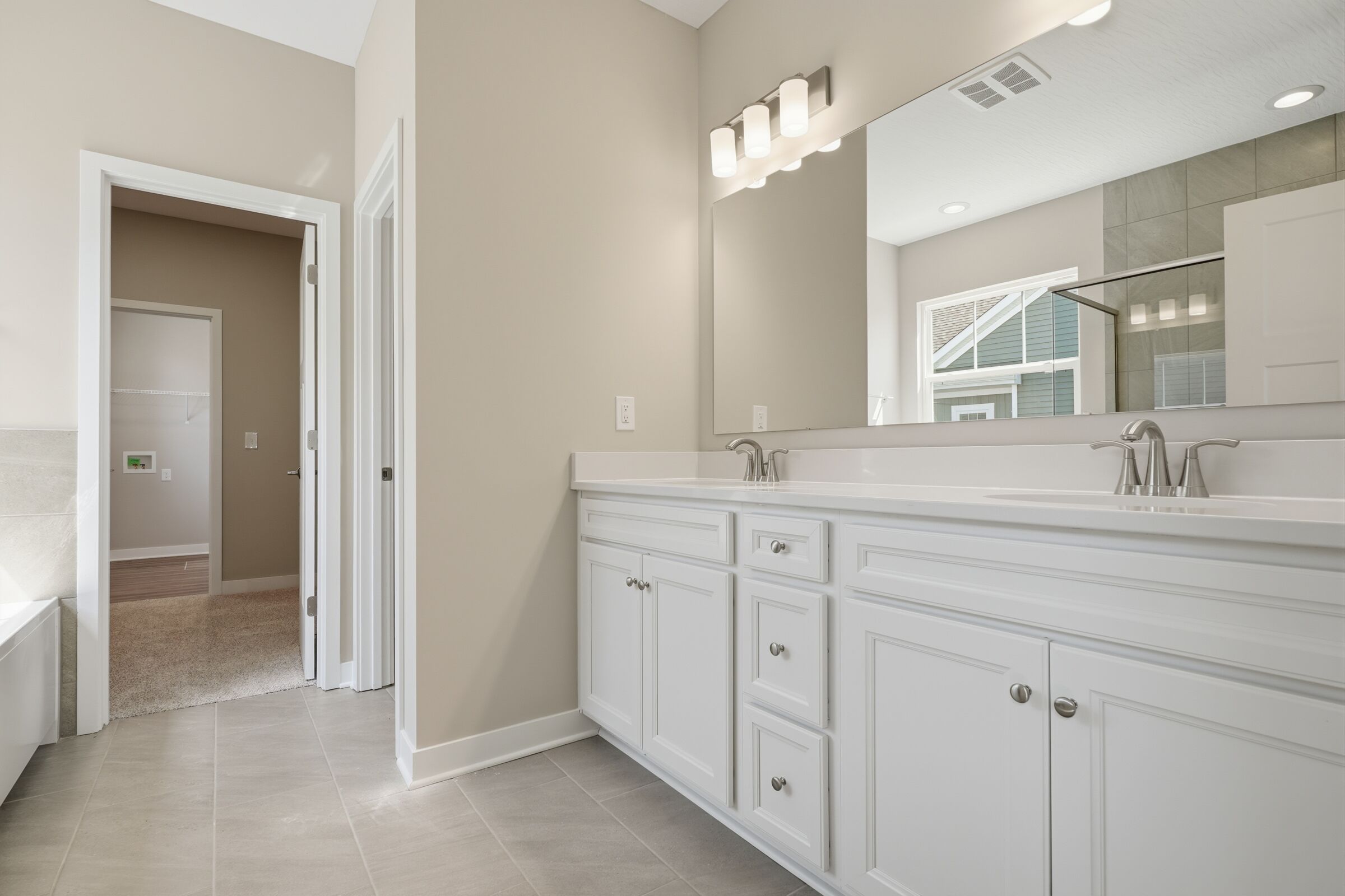 Owner's Bathroom