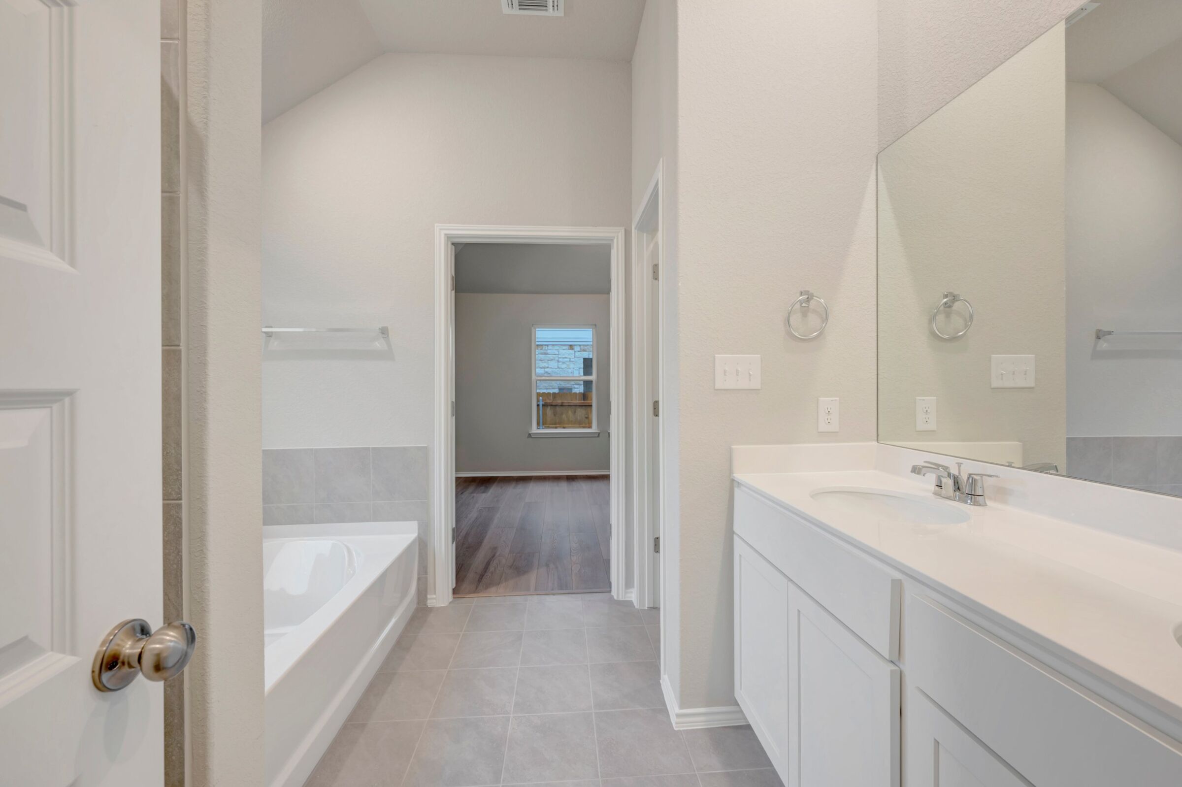 Owner's Bathroom