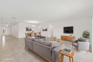Greatr Room - Virtually Staged