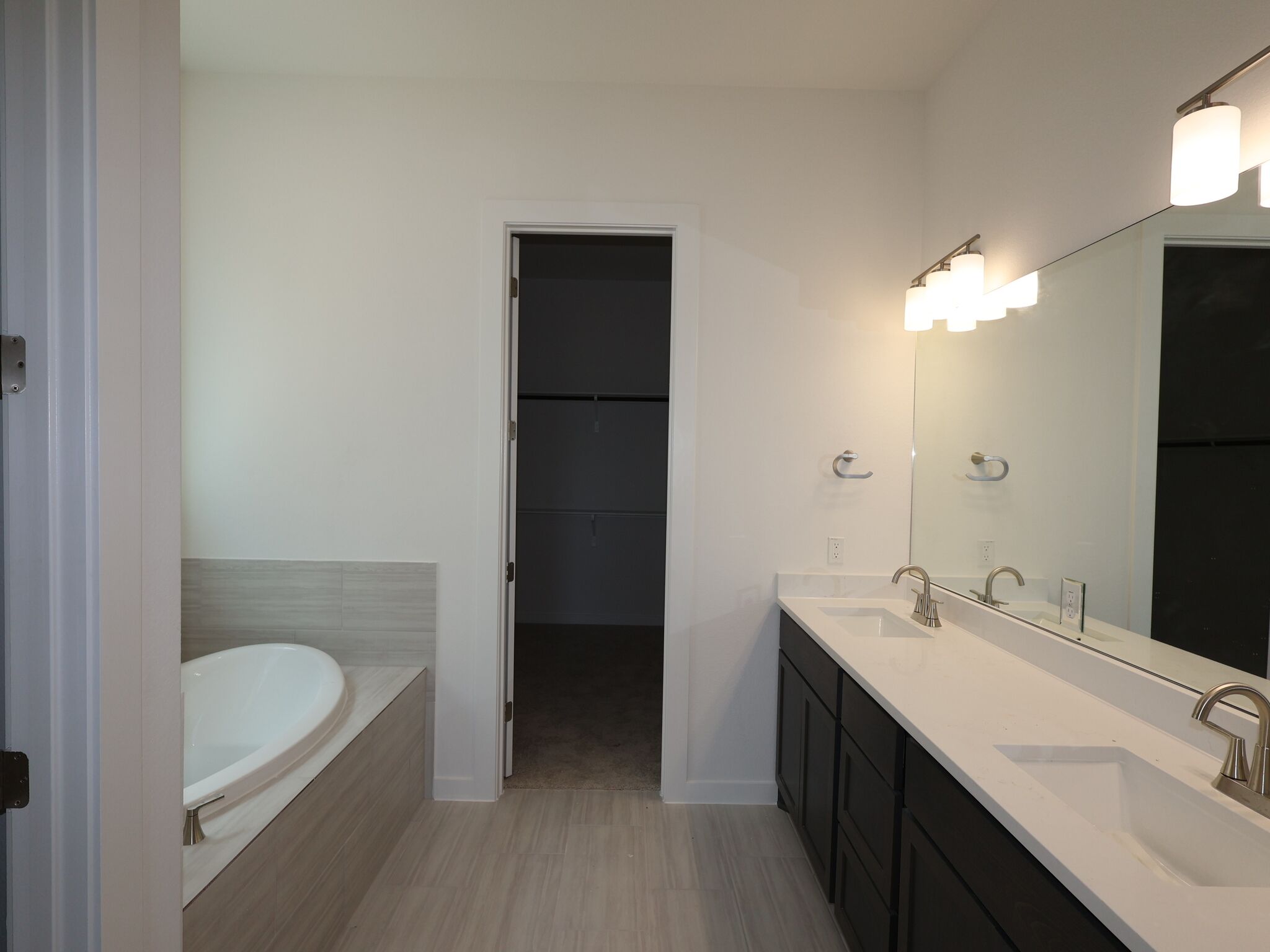 Owner's Bathroom