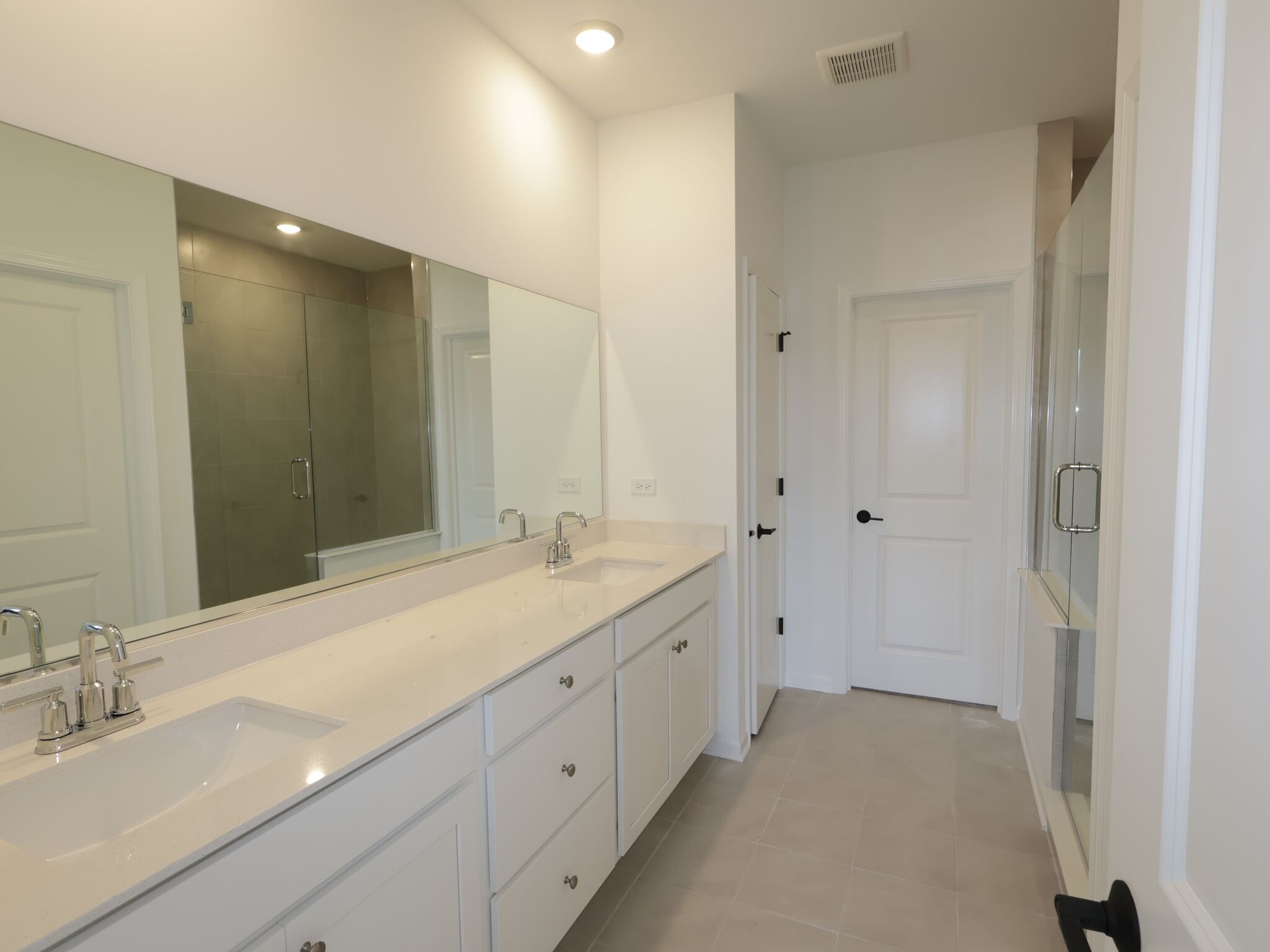 Owner's Bathroom
