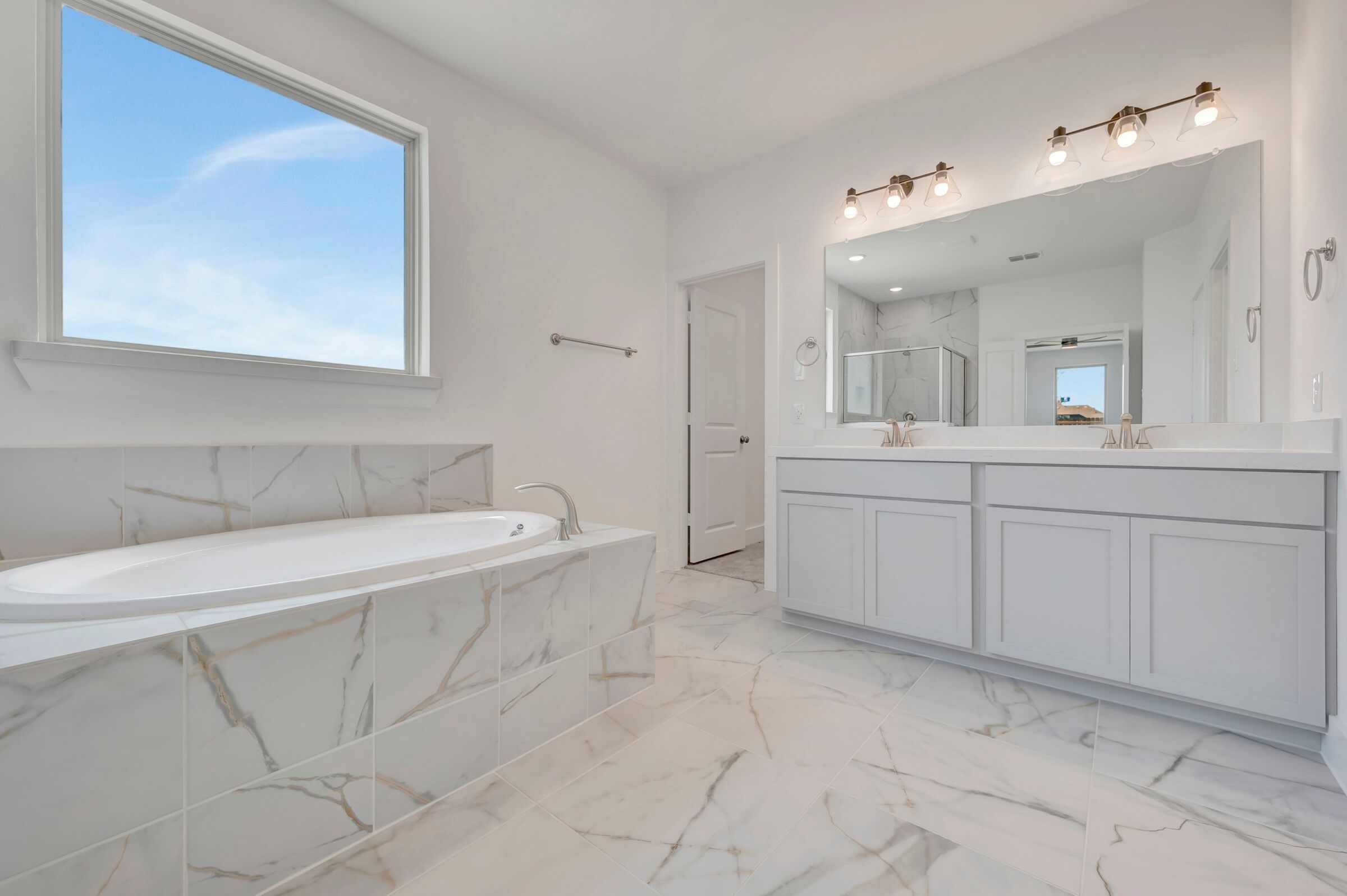 Owner's Bathroom
