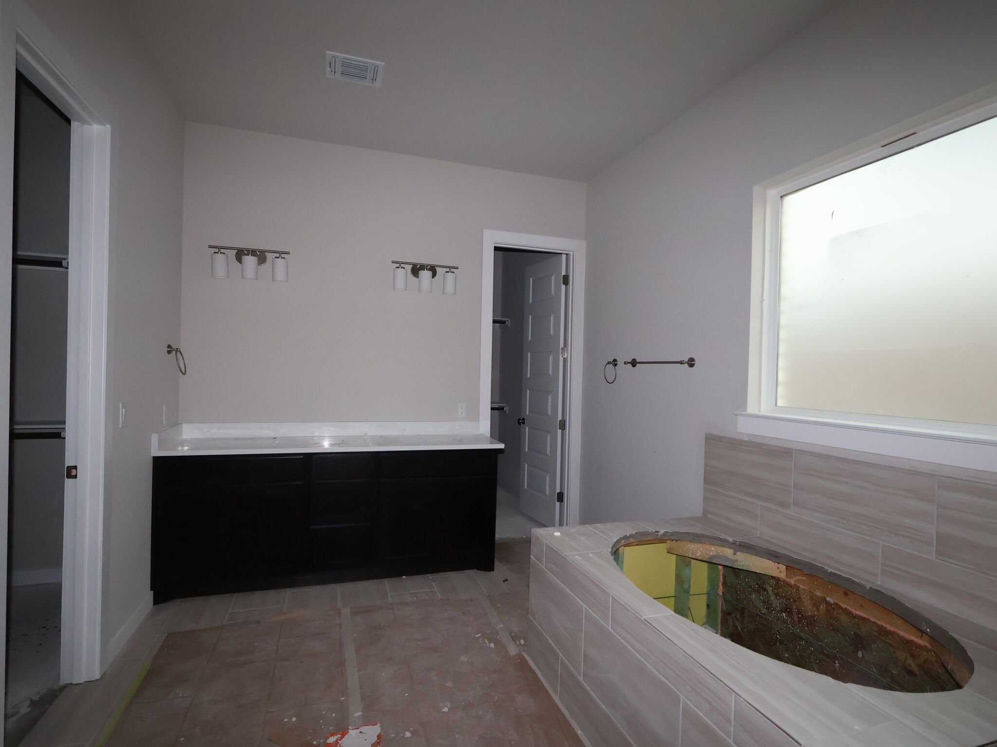 Owner's Bathroom