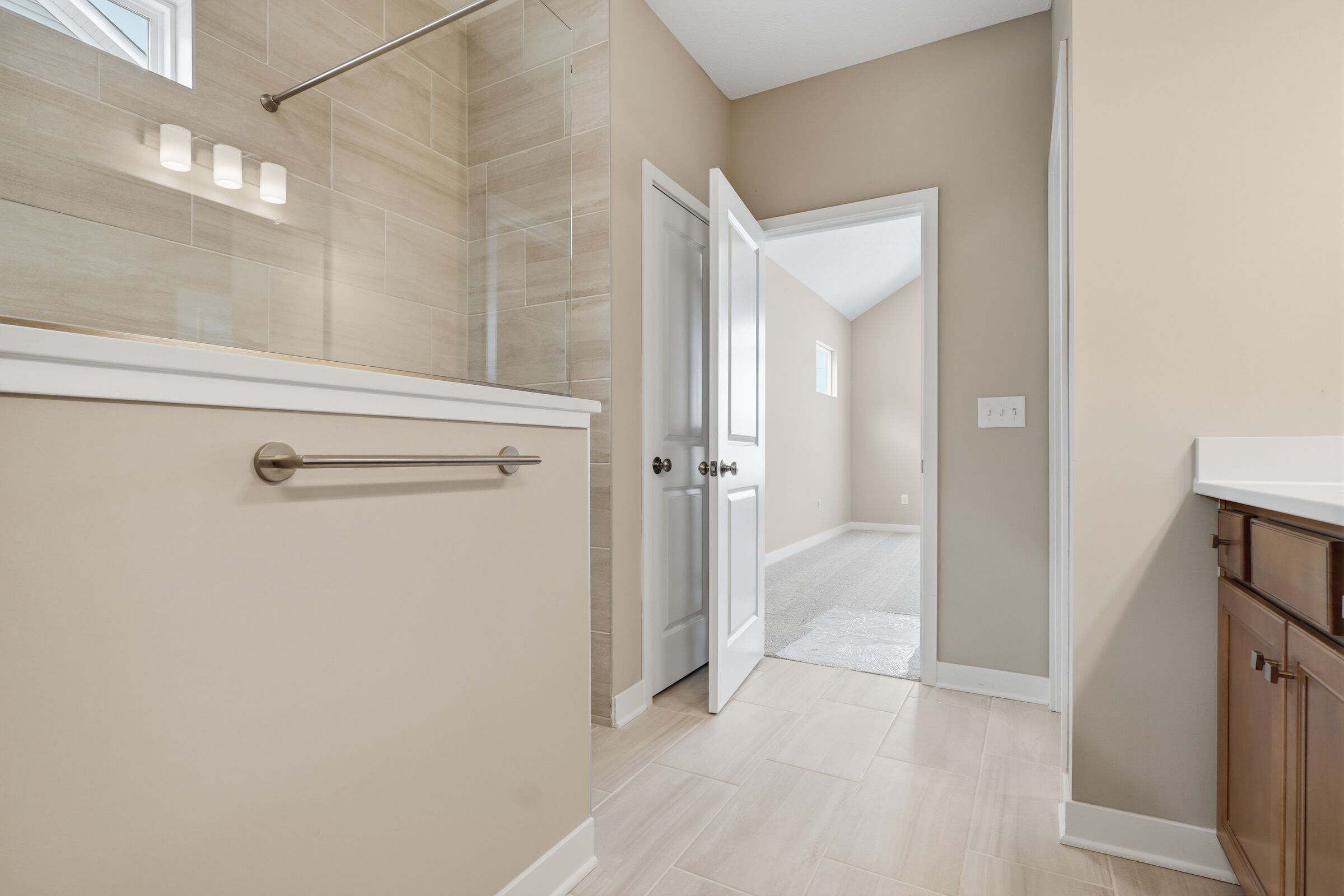 Owner's Bathroom