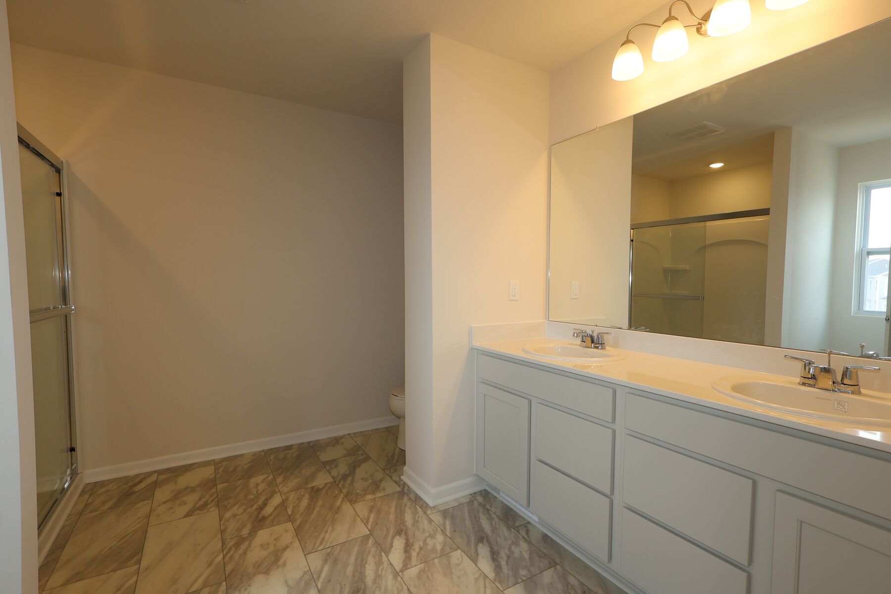 Owner's Bathroom