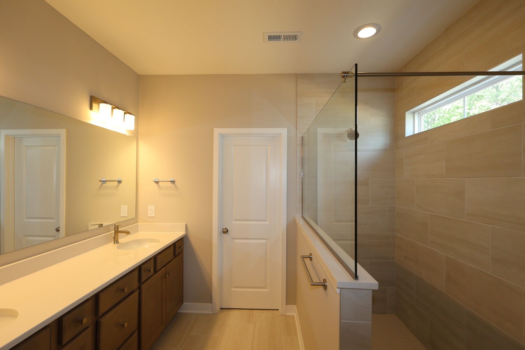 Owner's Bathroom