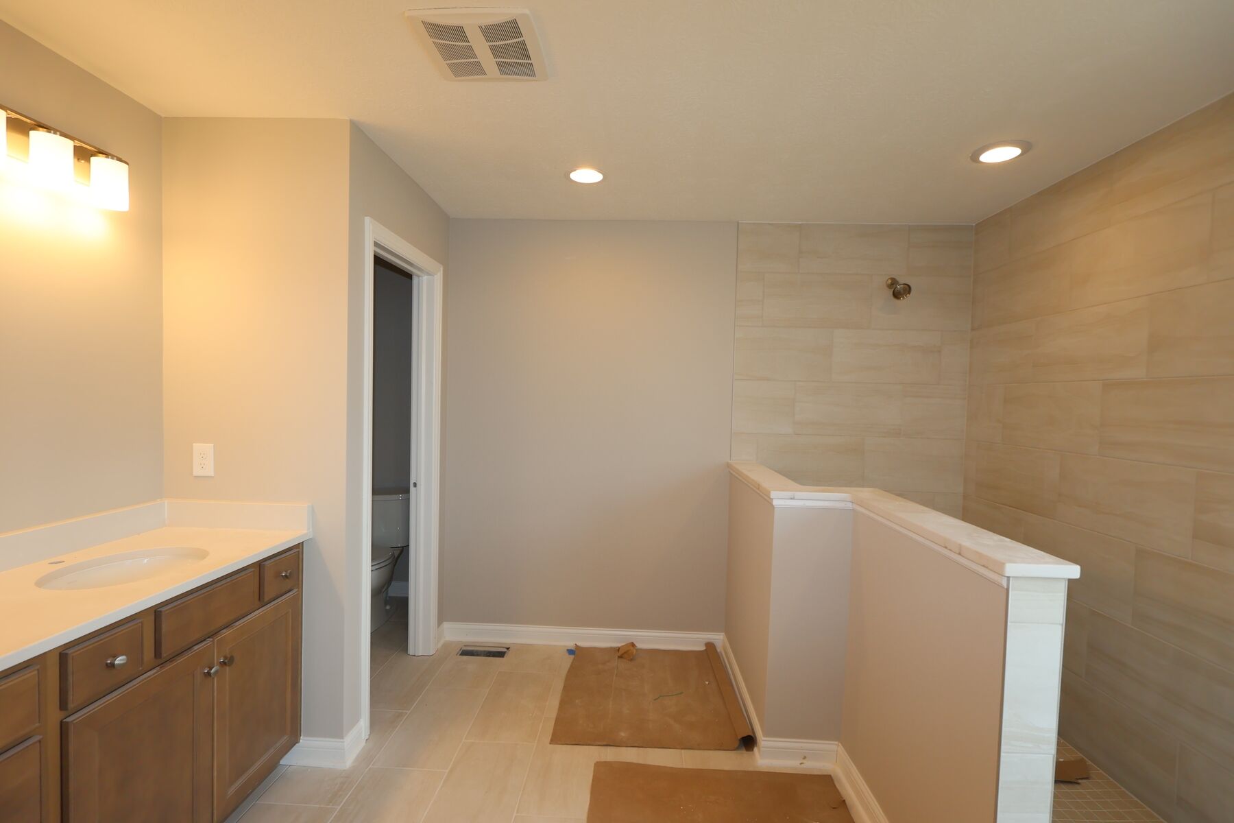 Owner's Bathroom