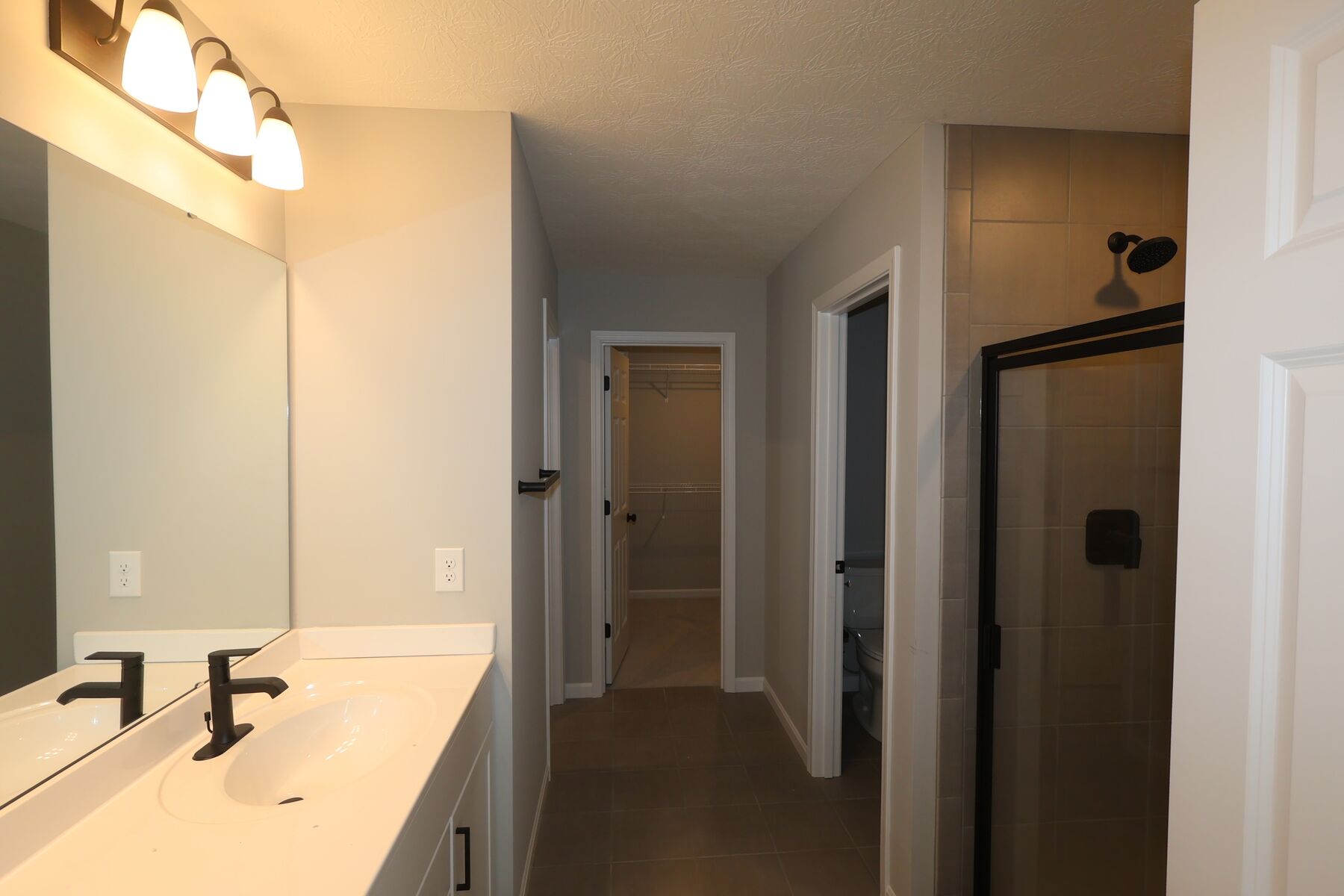 Owner's Bathroom