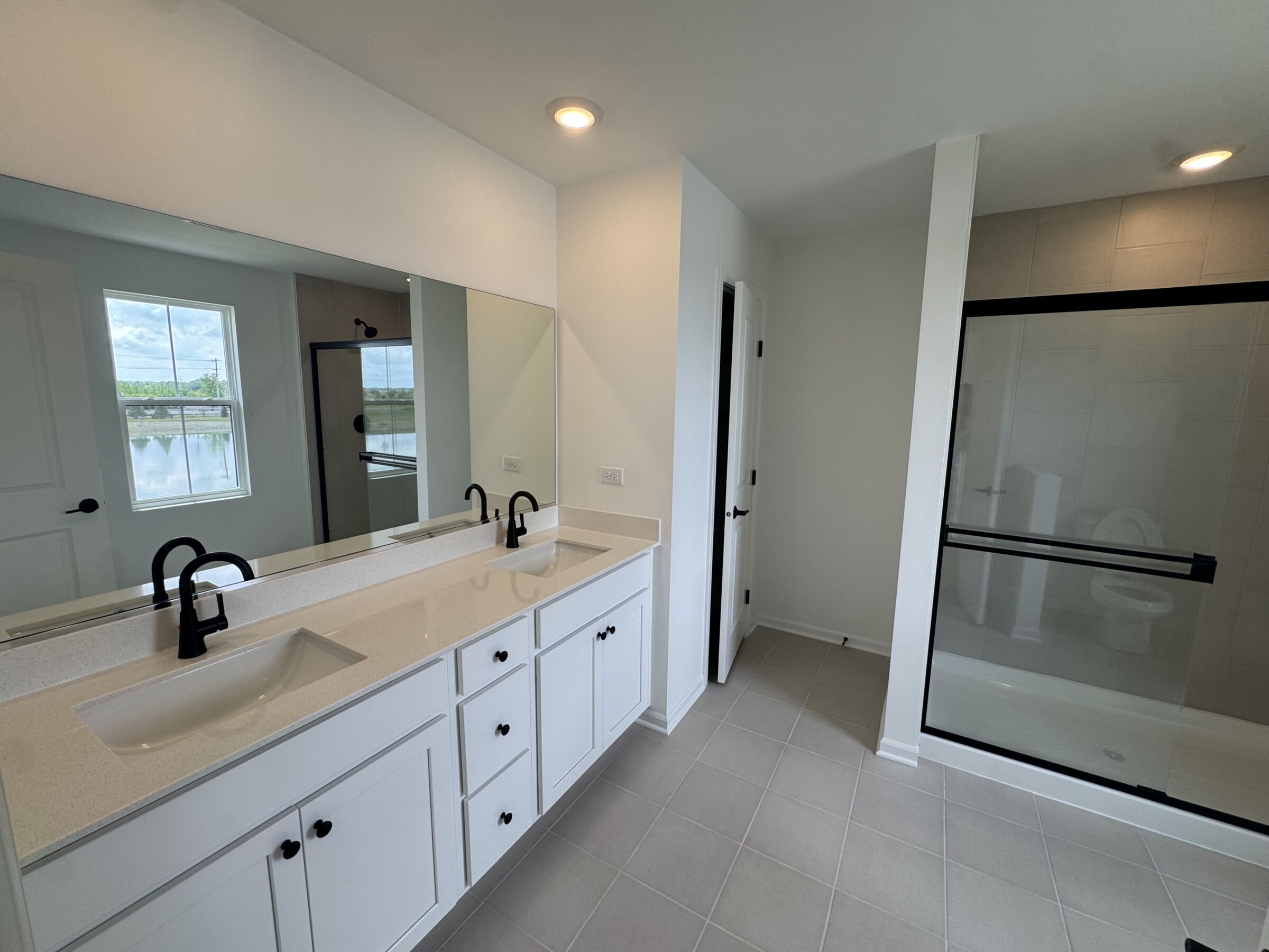 Owner's Bathroom 