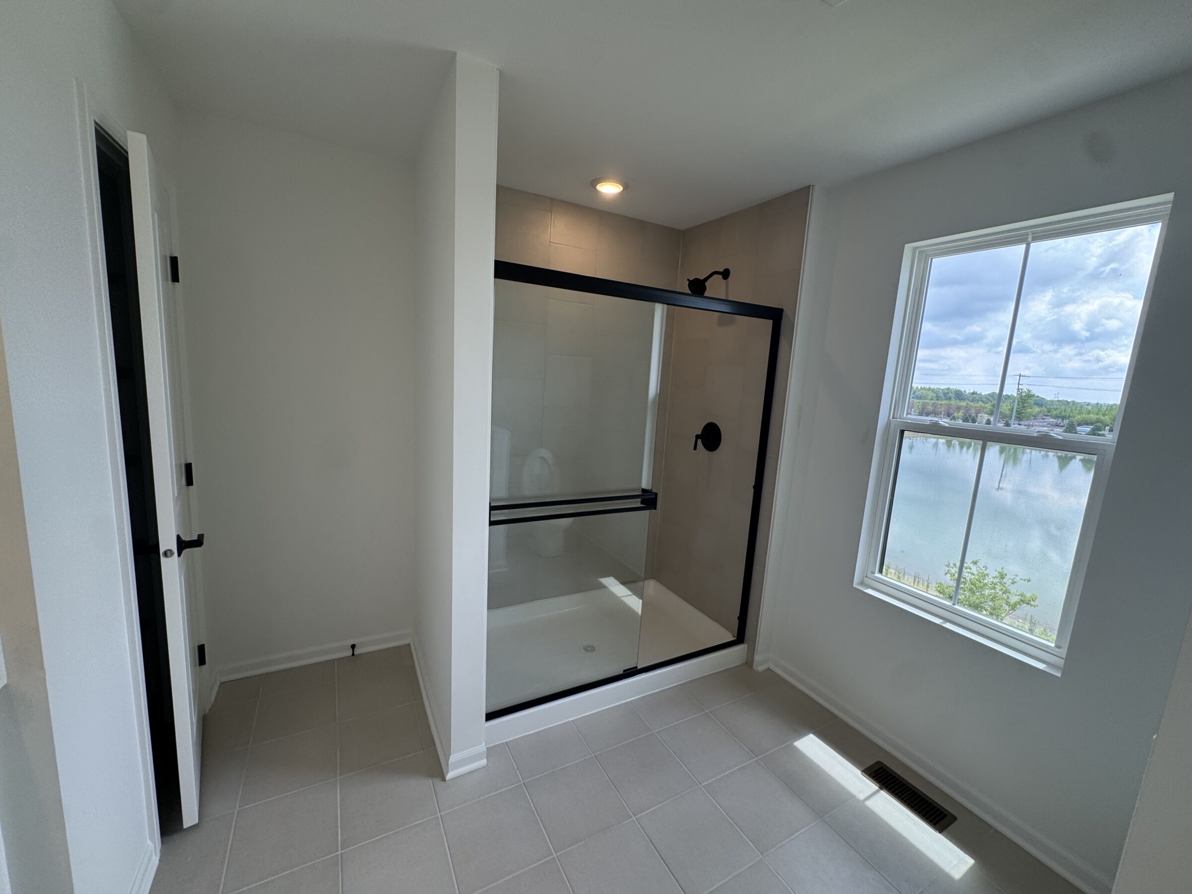 Owner's Bathroom 