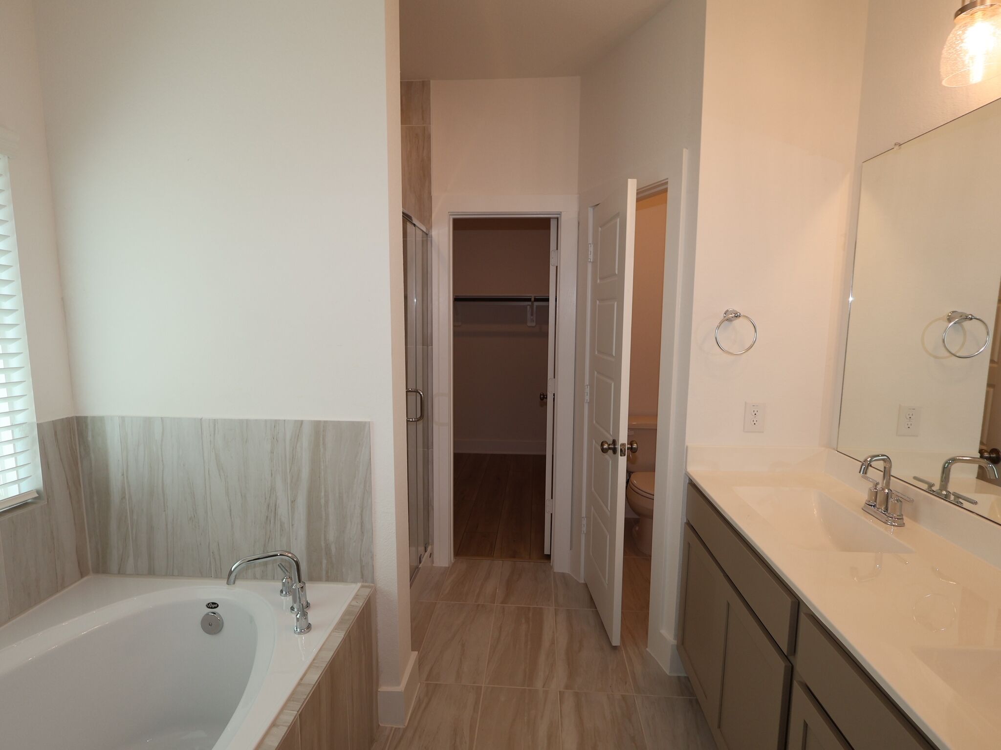 Owner's Bathroom