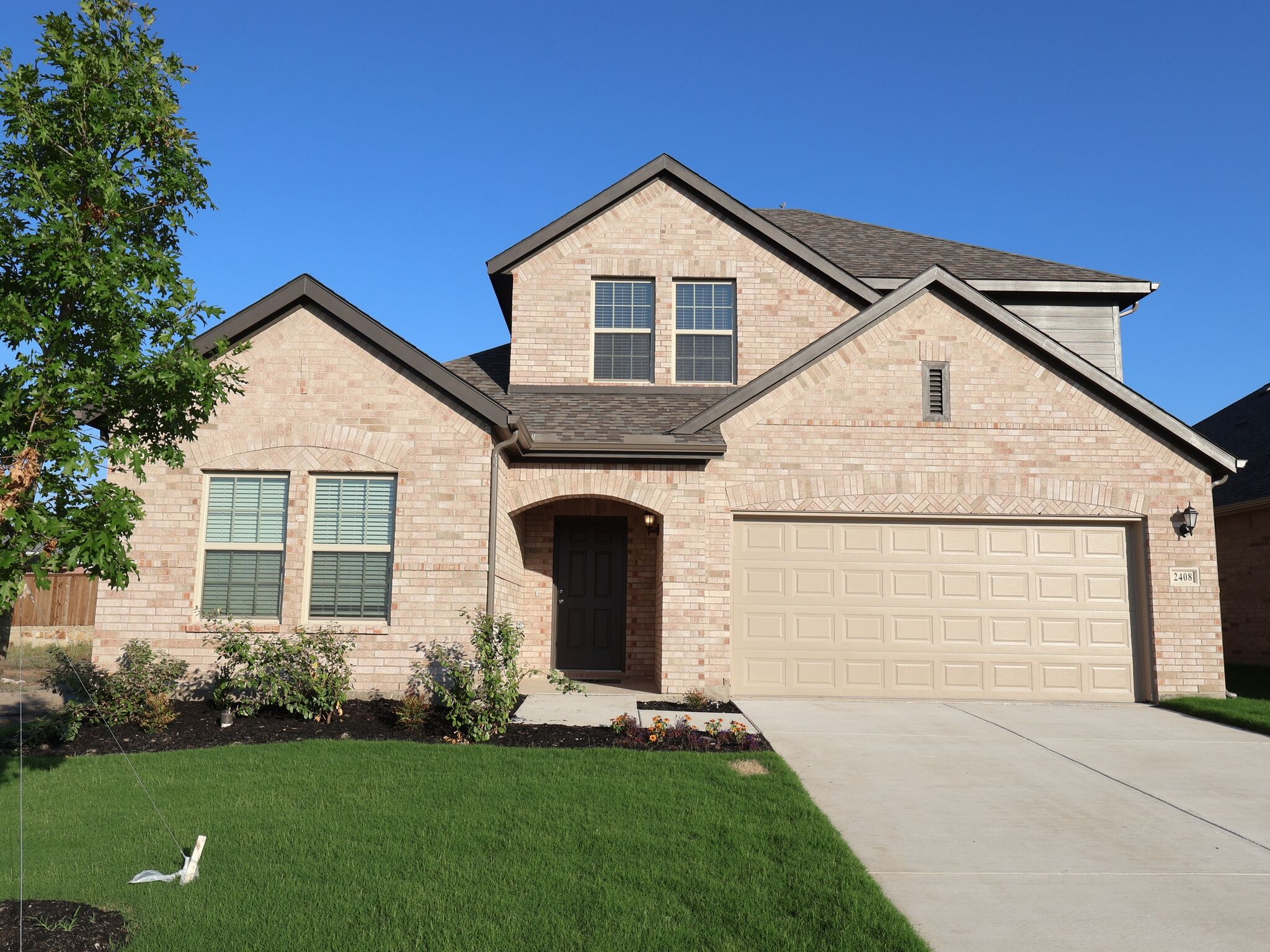 2408 Tarrango Trail
