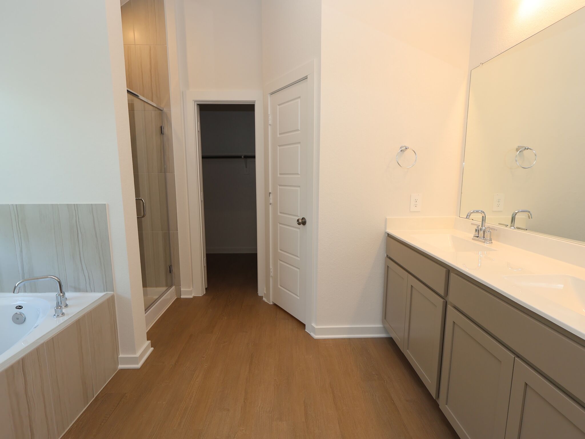 Owner's Bathroom