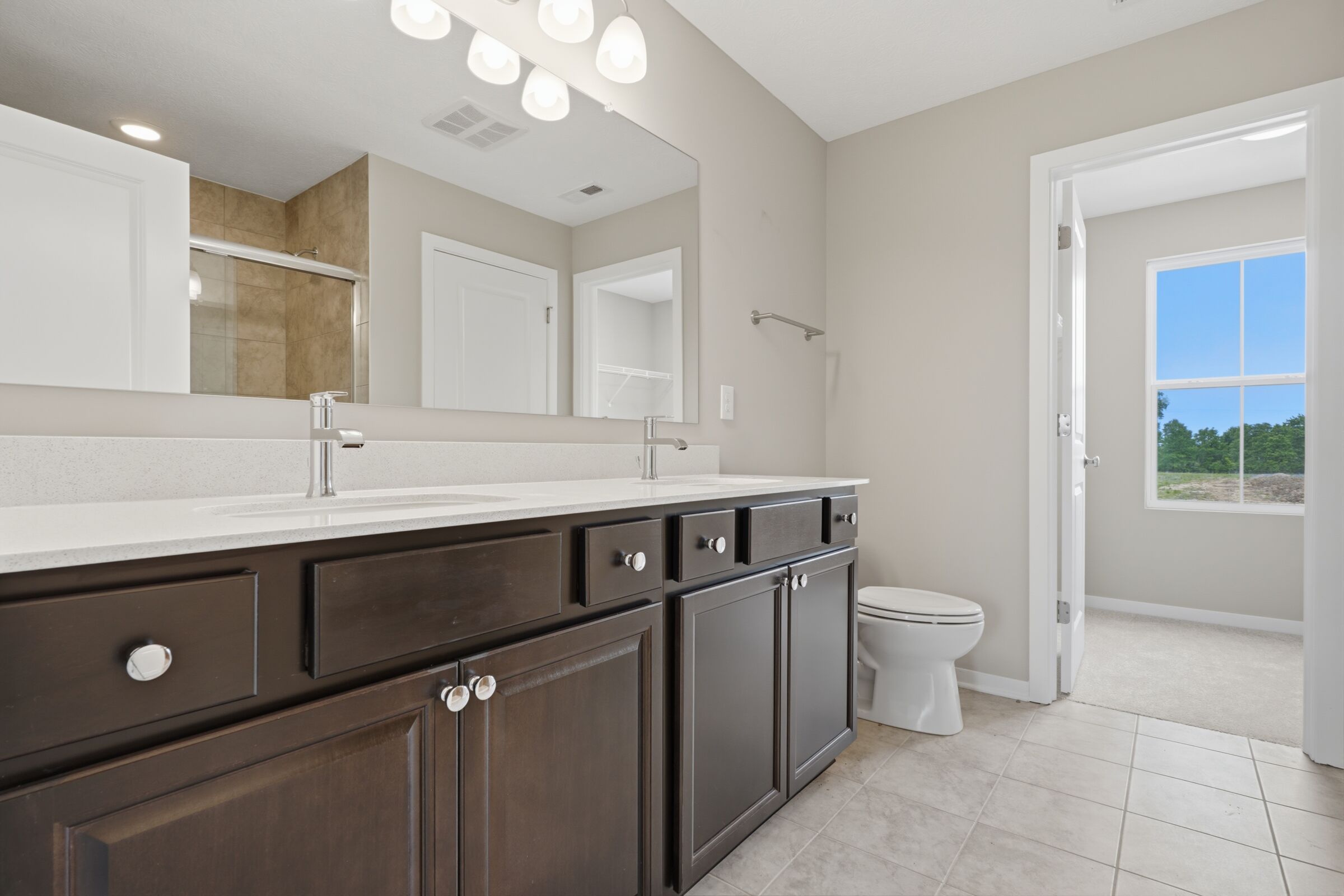 Owner'sBathroom