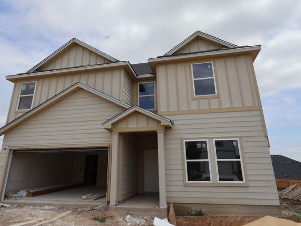 M/I Homes — Eisenhower - C at Cascades at Onion Creek