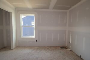 Kitchen,Interior,Front Exterior,Bathroom,Owner's Bedroom,Laundry Room,Bedroom,Family Room,Exterior,Framing,Drywall,Homesite
