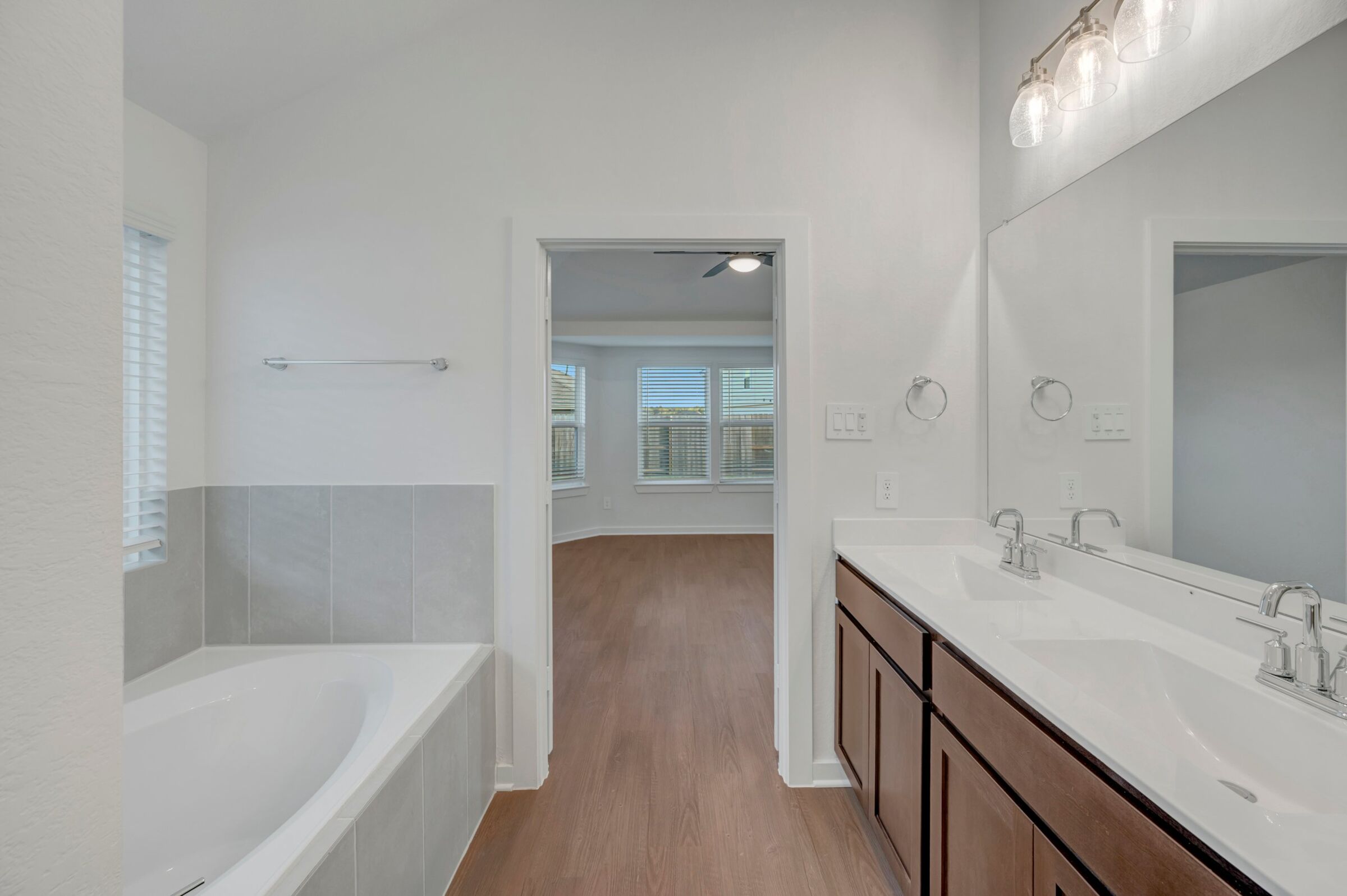 Owner's Bathroom