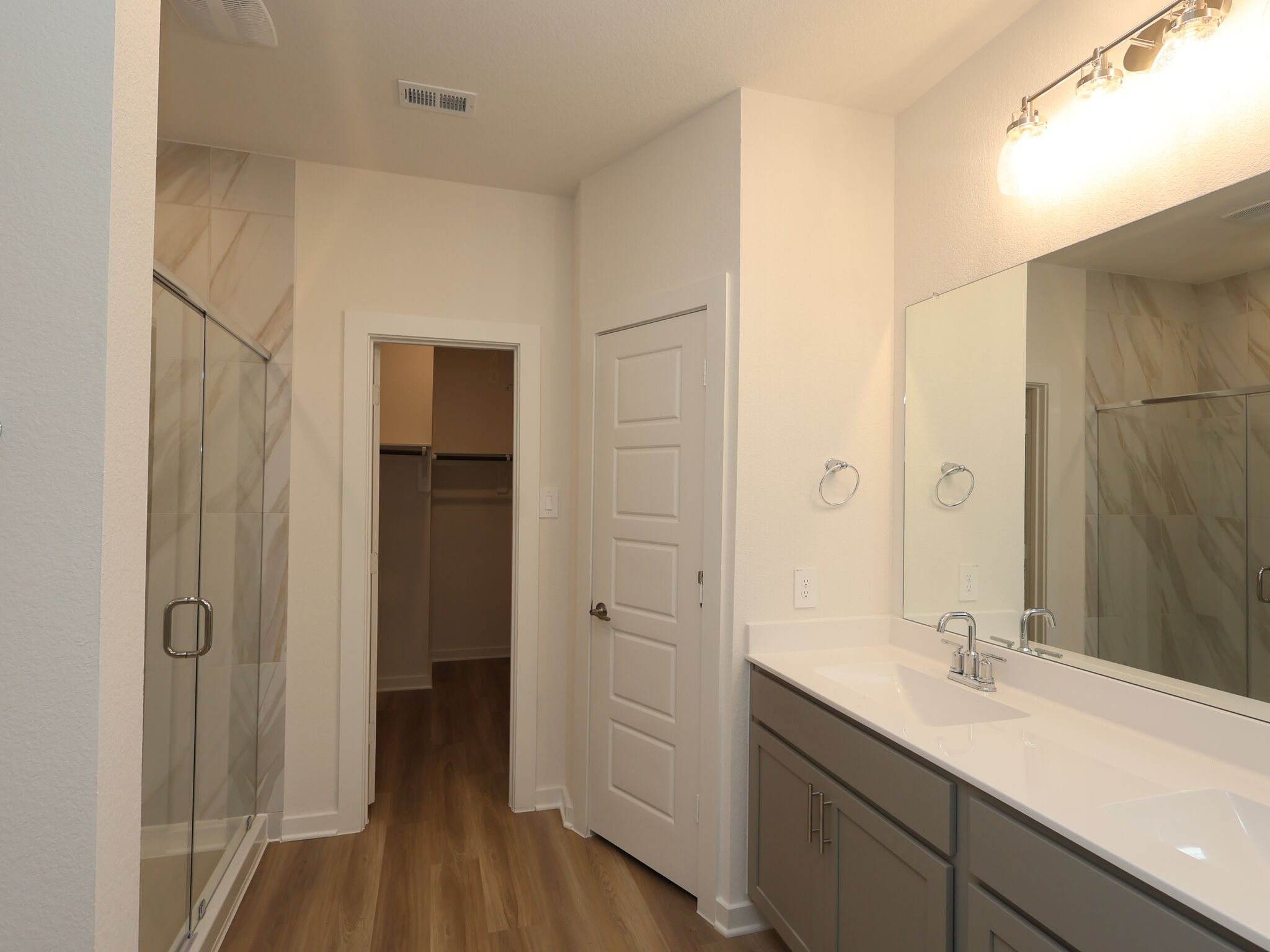 Owner's Bathroom