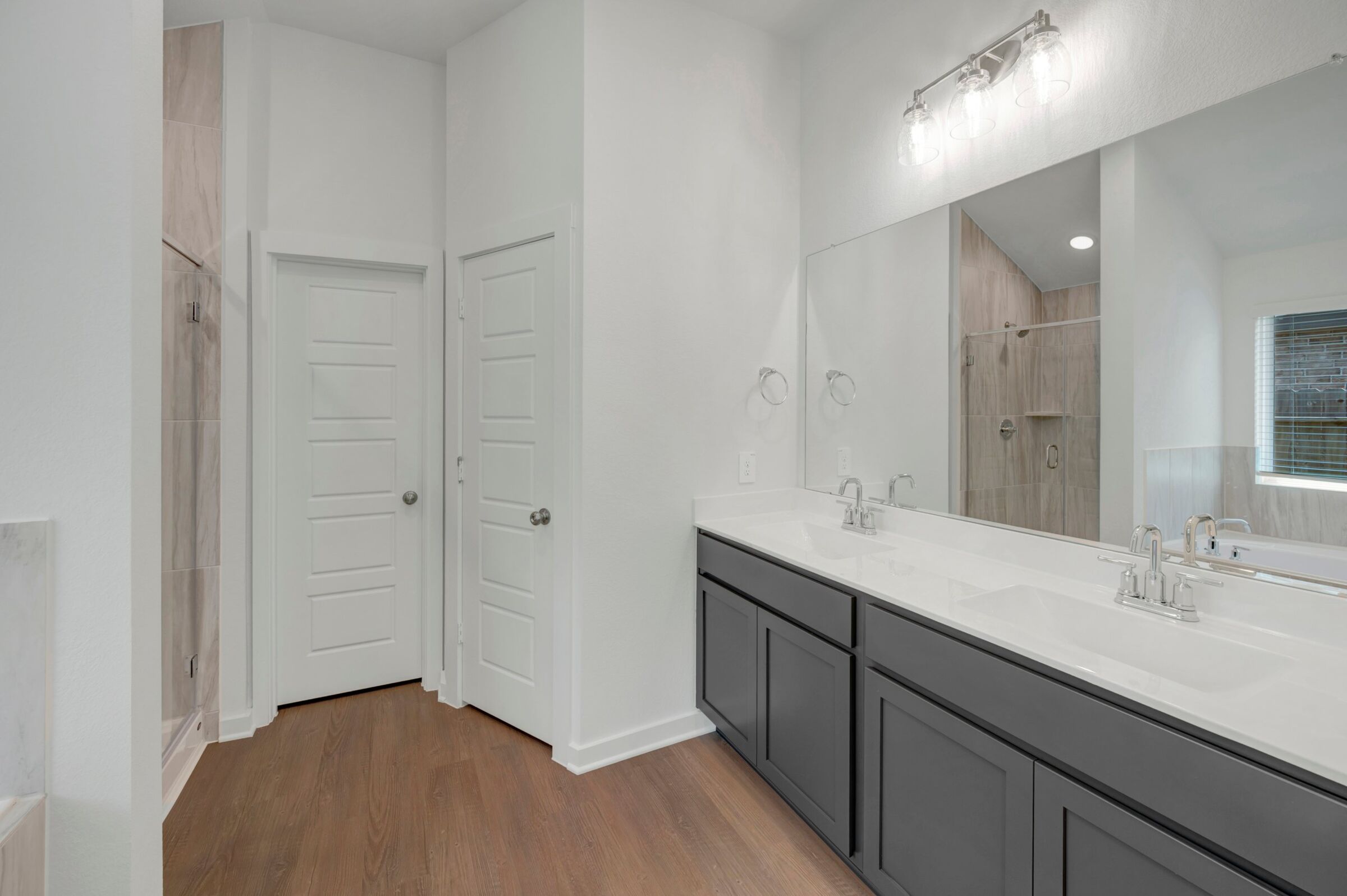 Owner's Bathroom