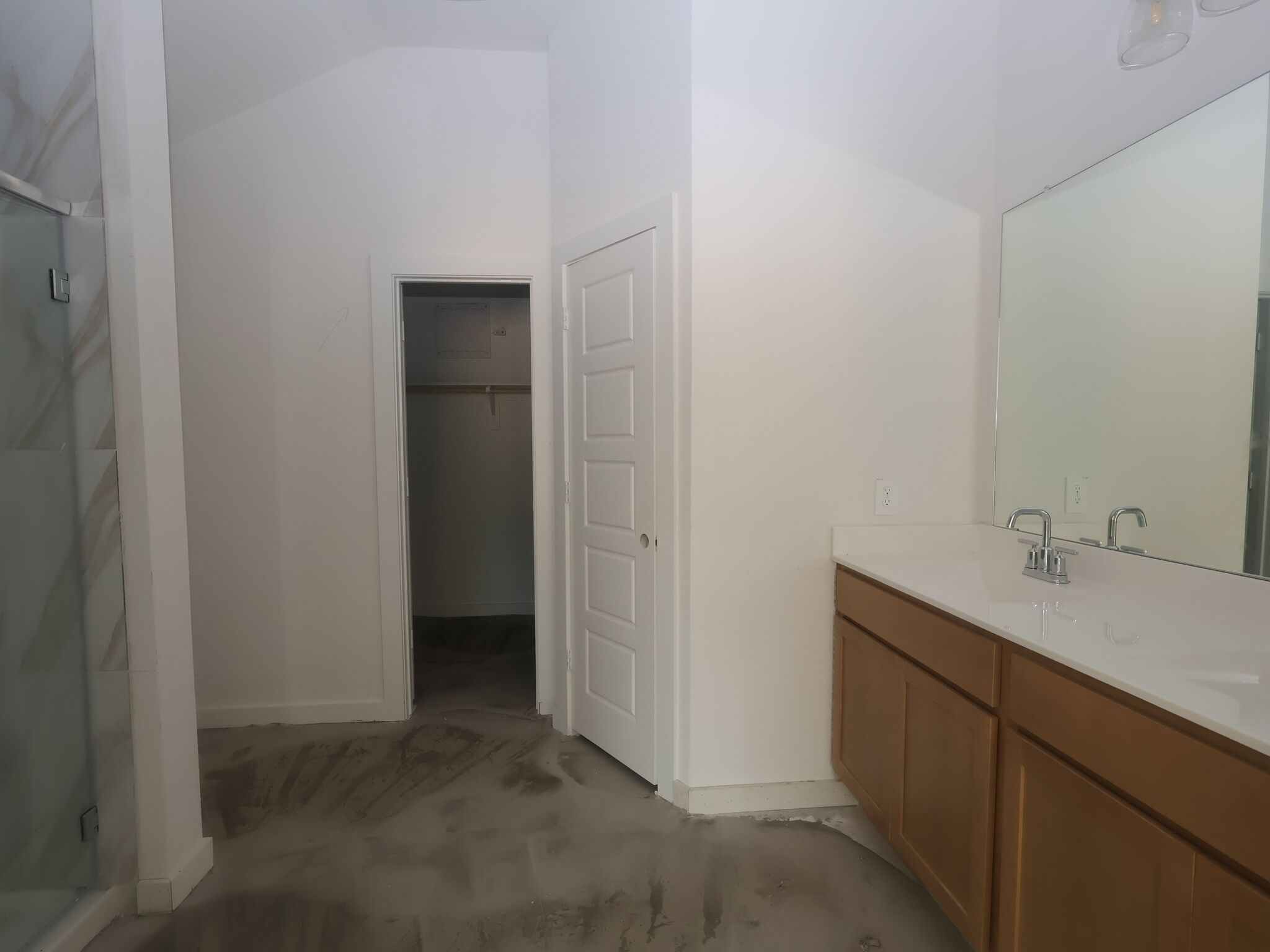 Owner's Bathroom