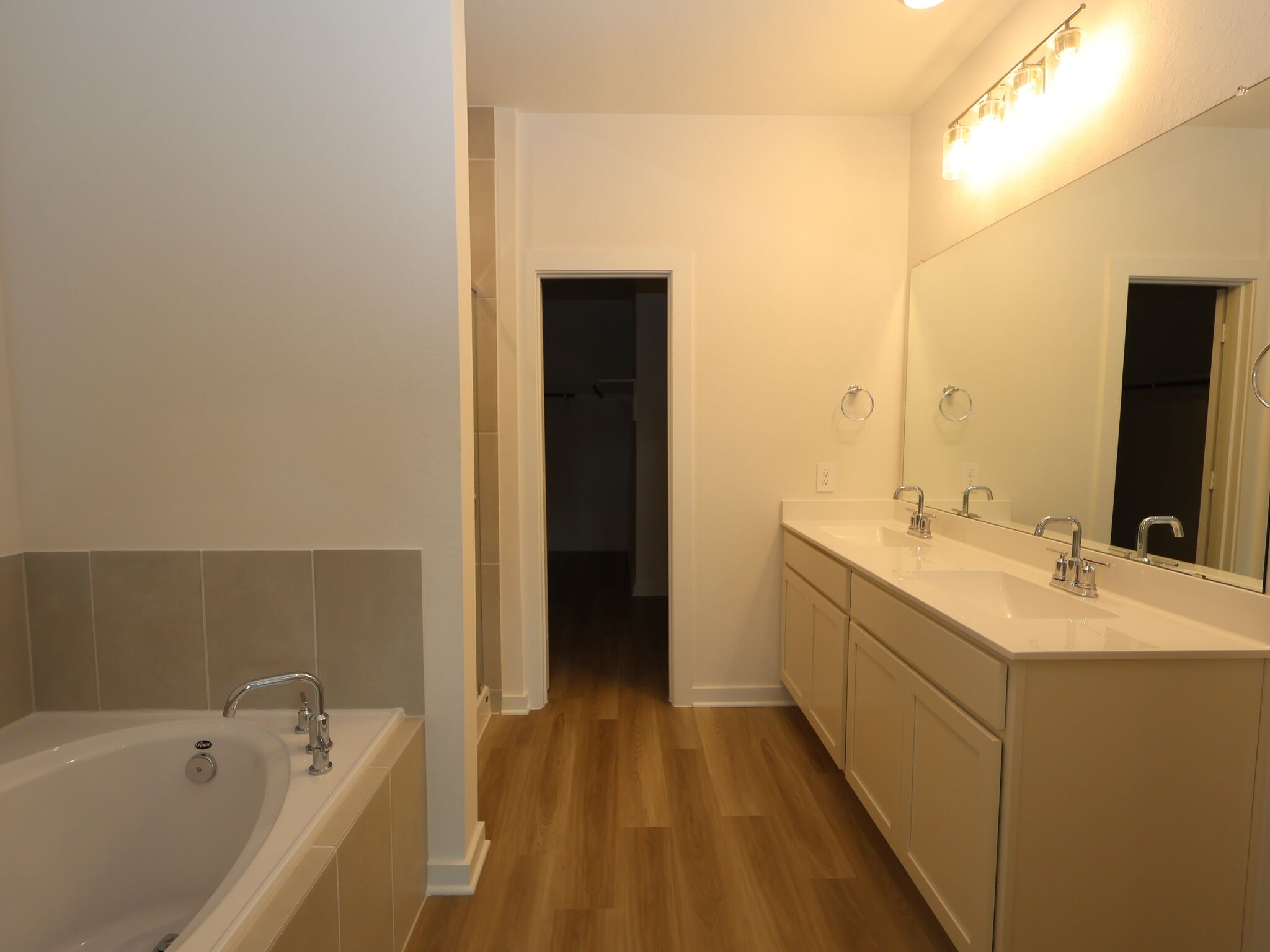 Owner's Bathroom