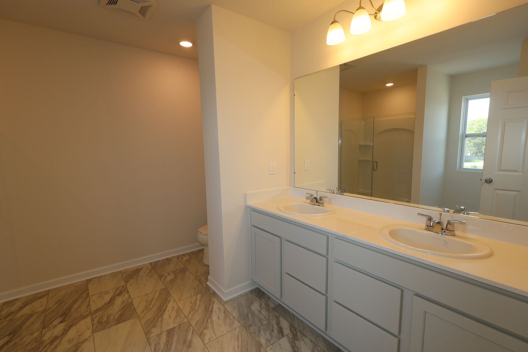 Owner's Bathroom