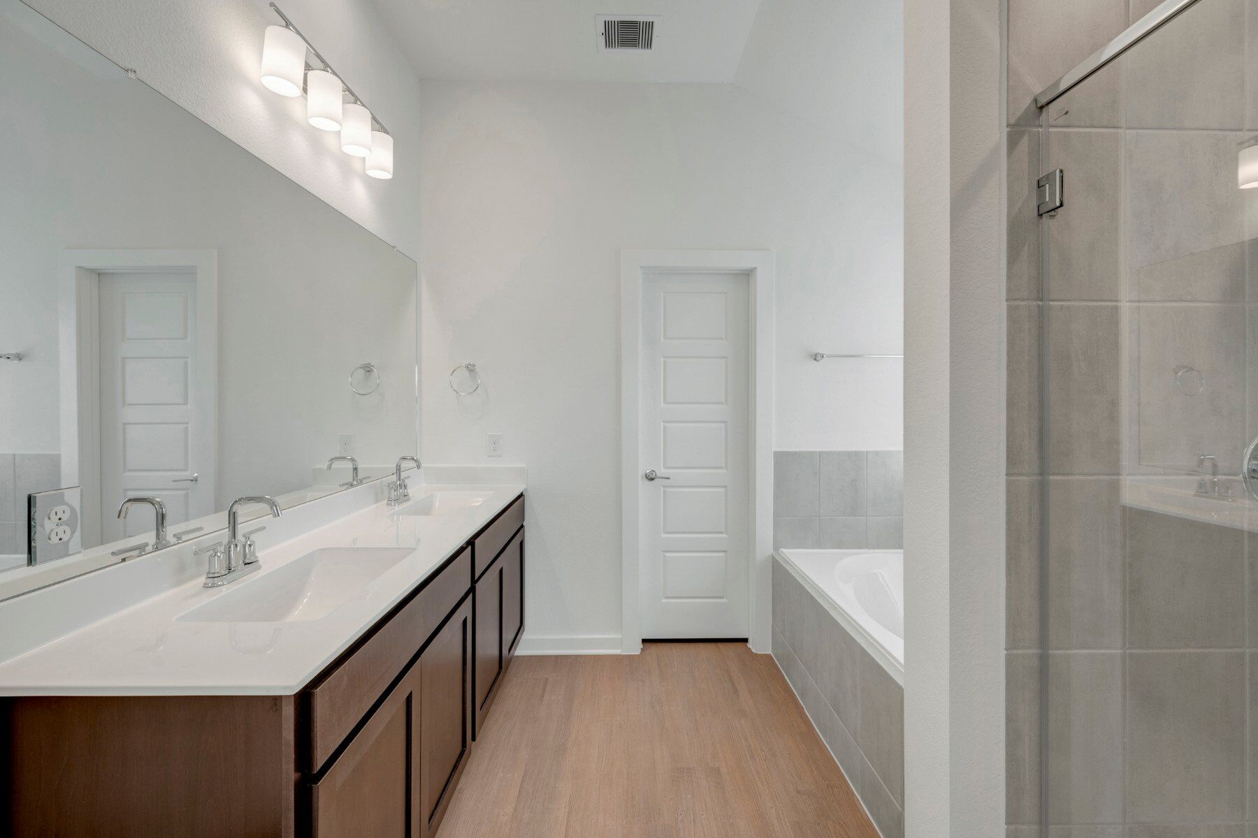 Owner's Bathroom