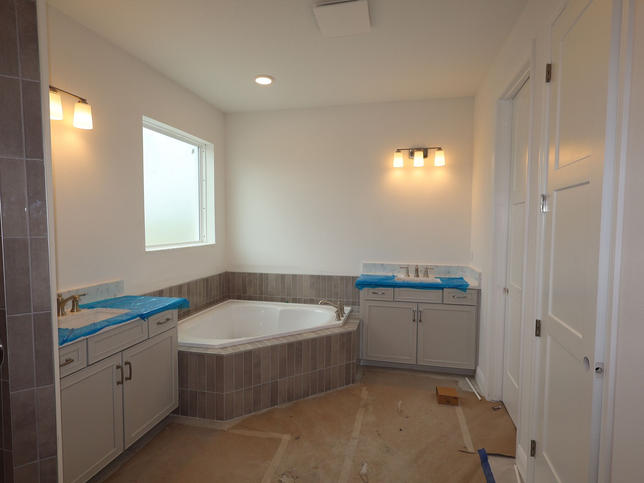 Owner's Bathroom