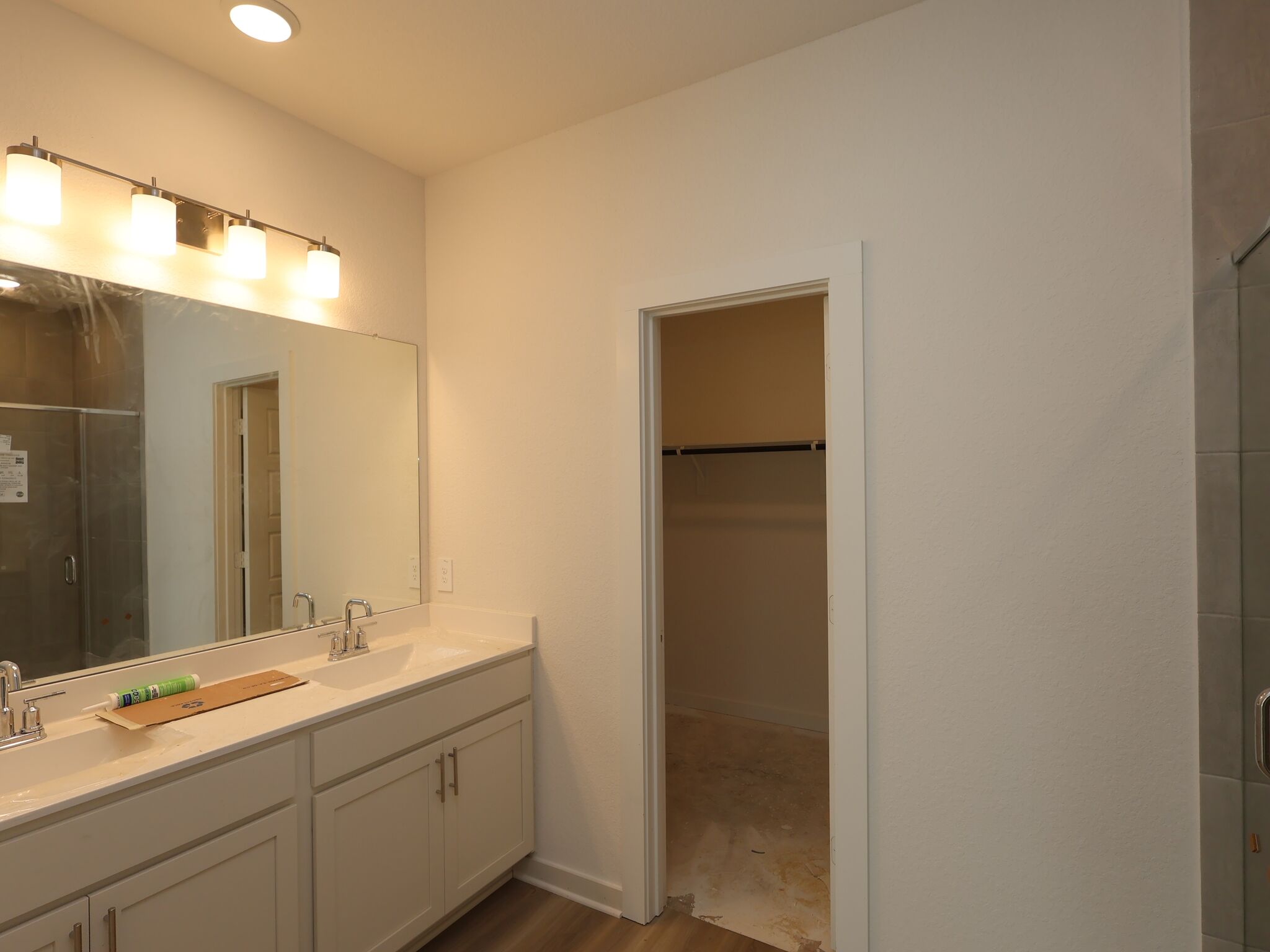 Owner's Bathroom