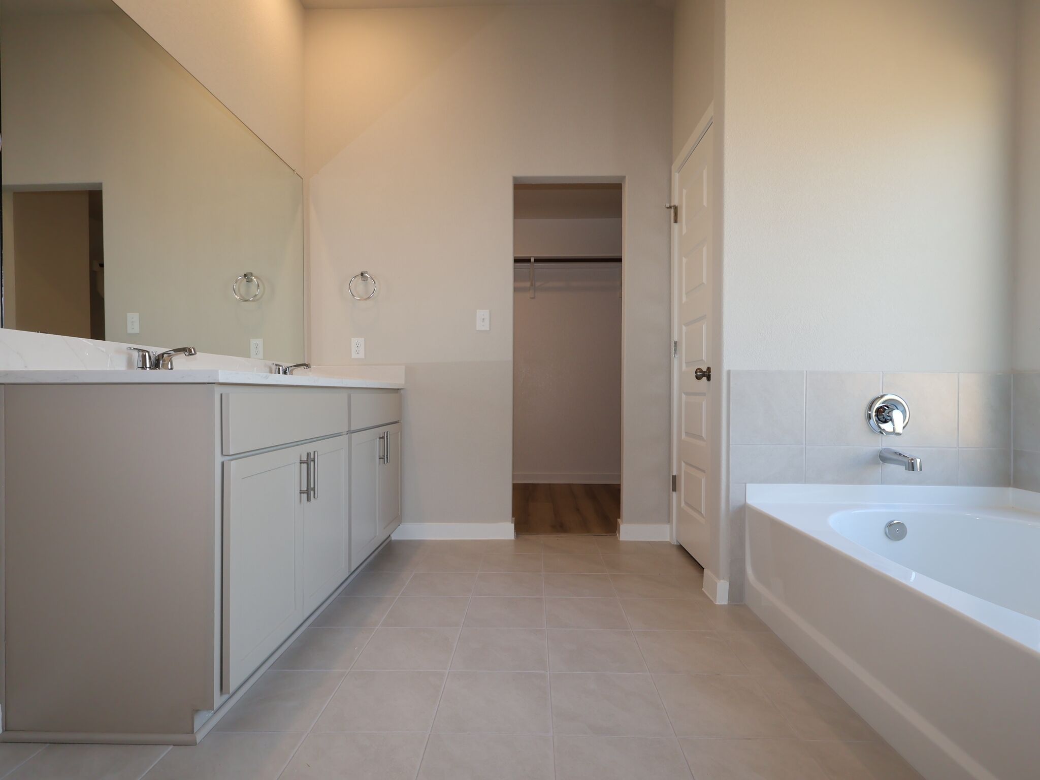 Owner's Bathroom