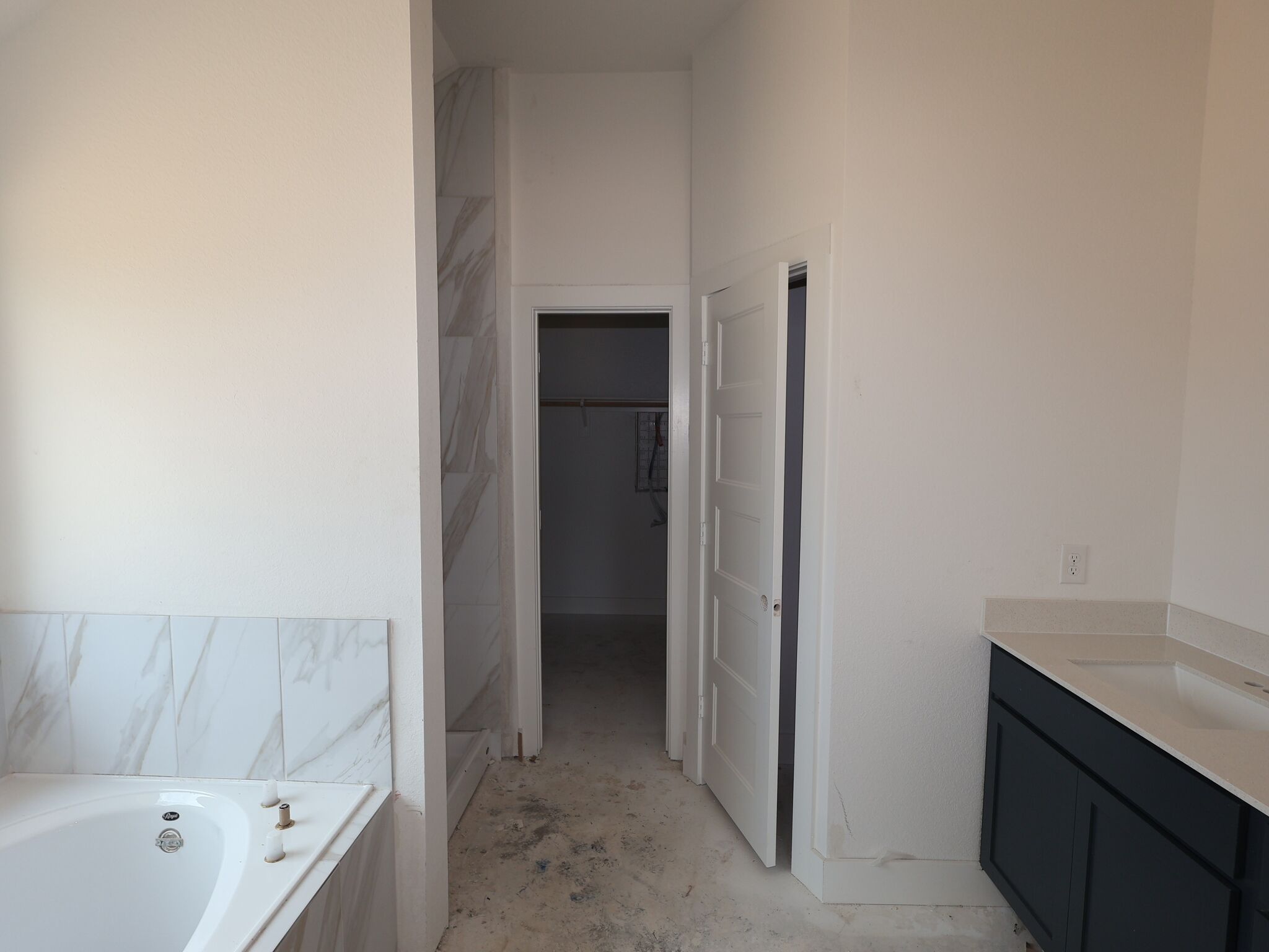 Owner's Bathroom