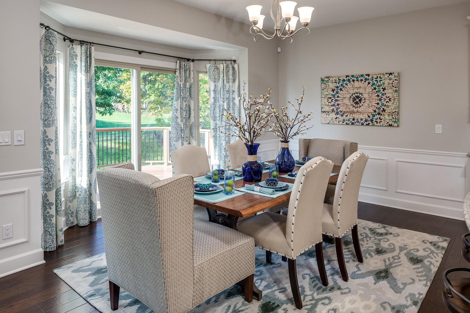 Spring-Themed Dining Room