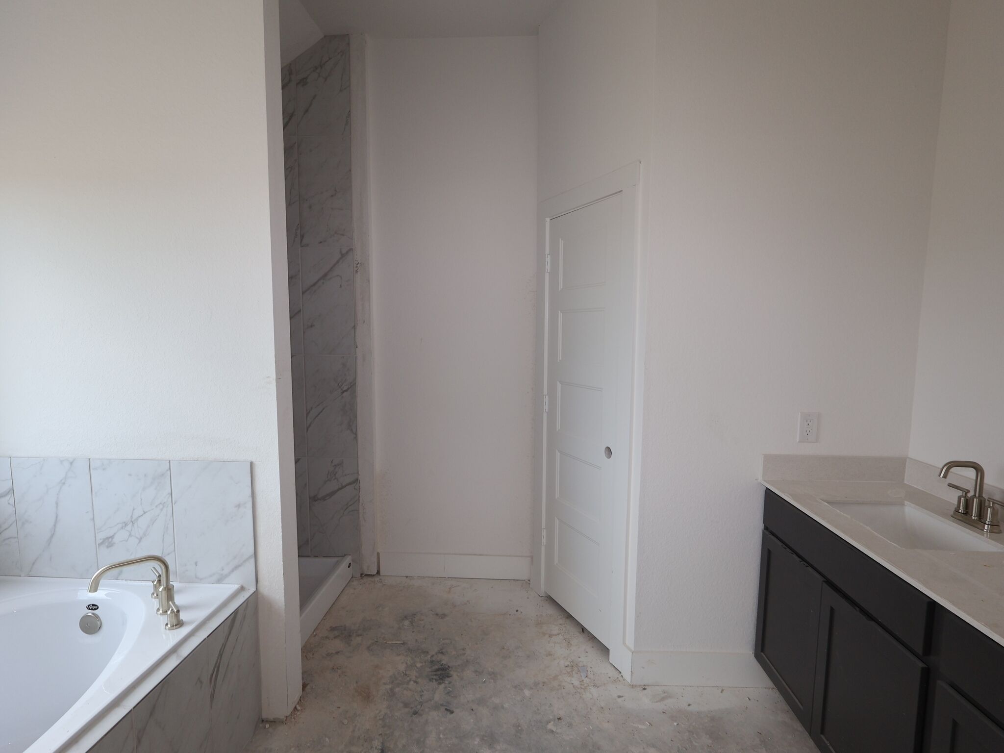 Owner's Bathroom