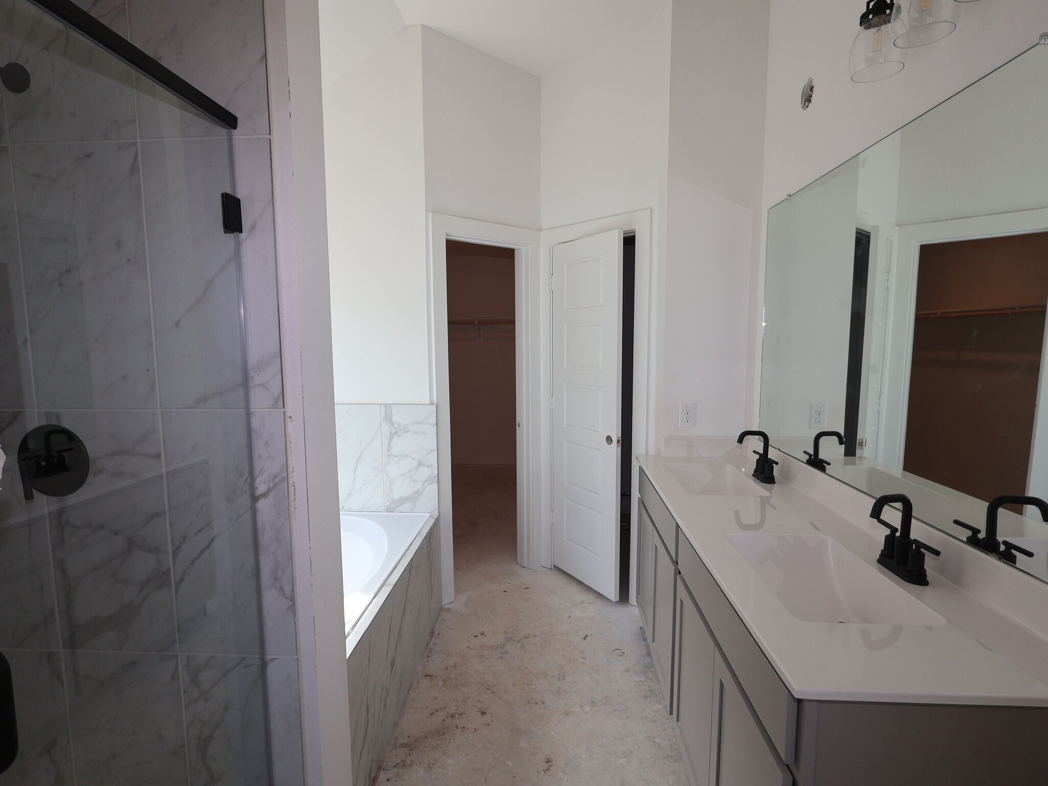 Owner's Bathroom