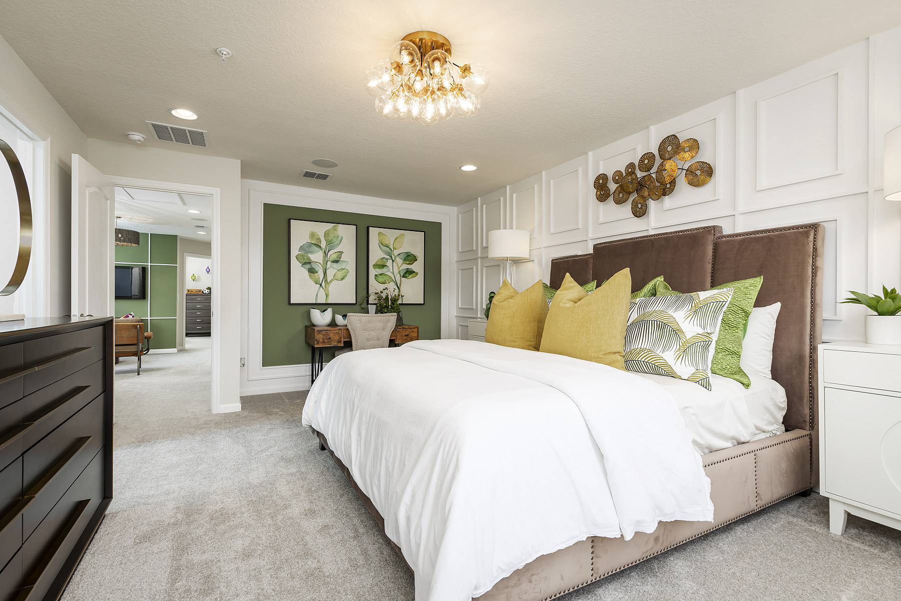 Owner's Bedroom in Sonoma Floorplan by M/I Homes