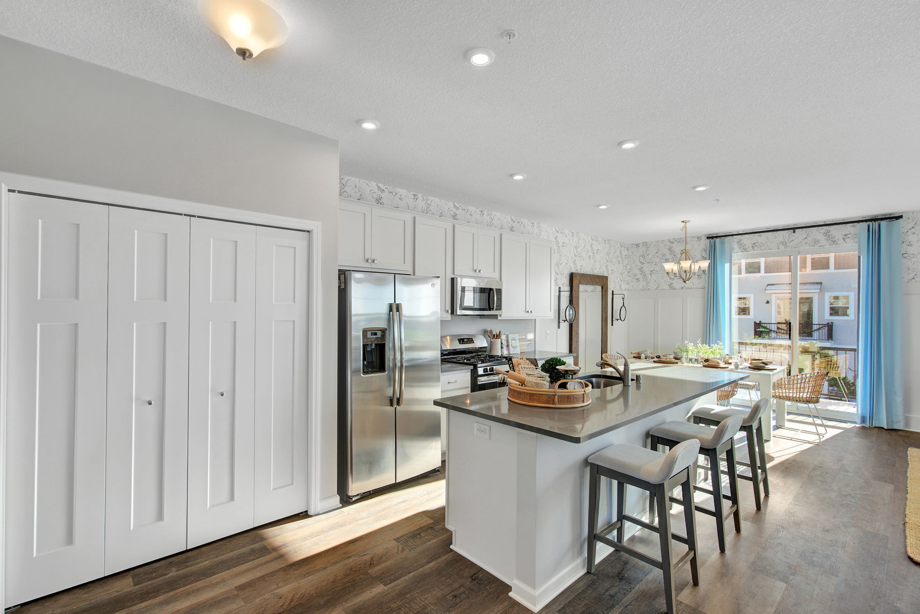 Join the Woodward Ponds VIP List in Cottage Grove, MN - M/I Homes