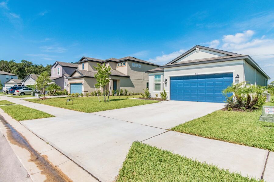 New Homes for Sale in Parrish, FL Summerwoods M/I Homes