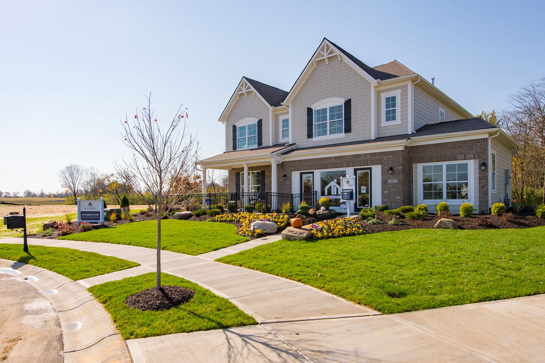 New Homes in Johnson County Saddle Club South M/I Homes