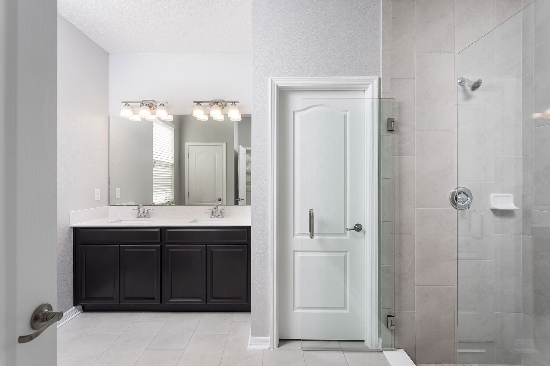 Capistrano II Interior